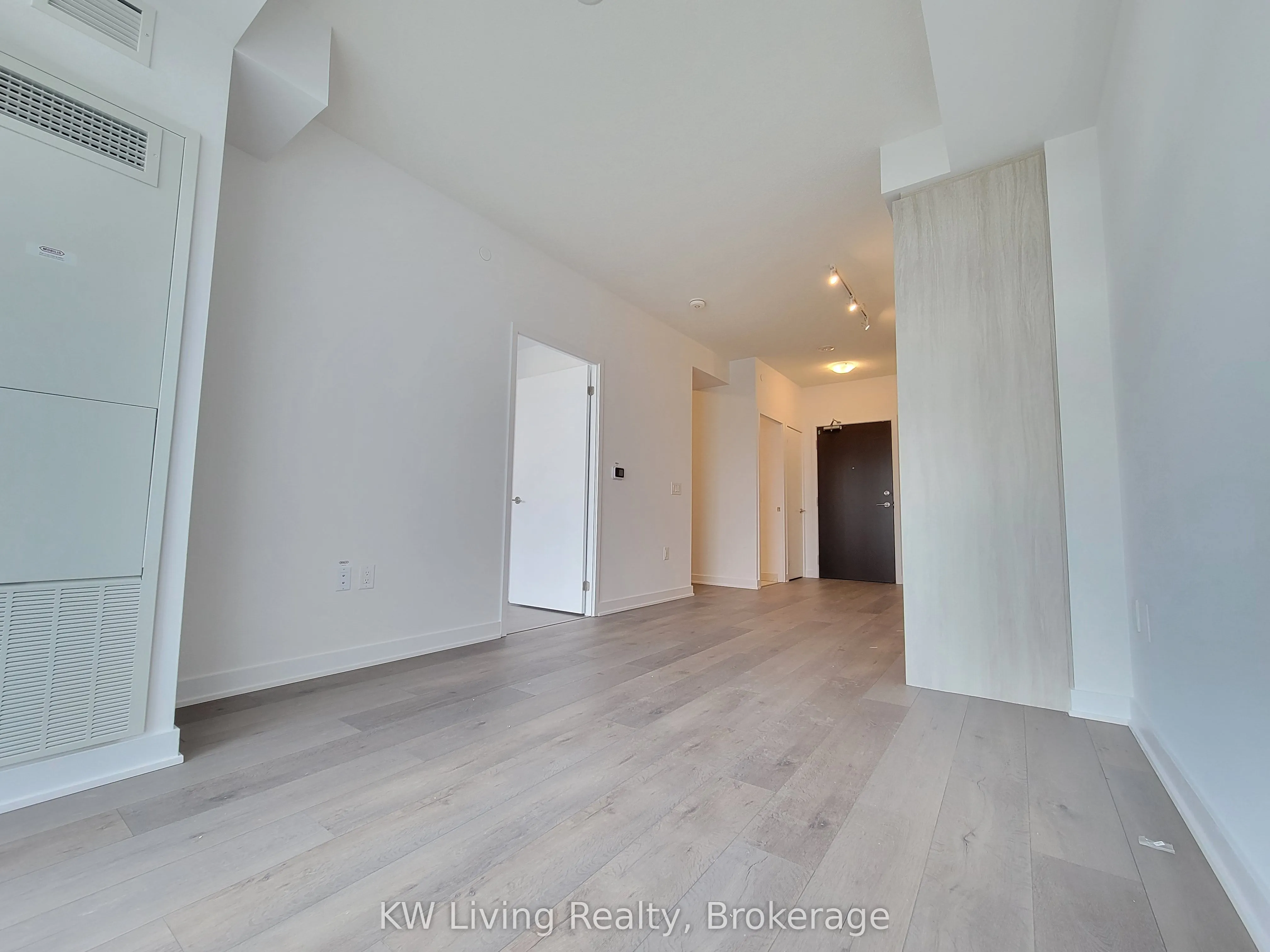 60 Honeycrisp Crescent, #1512