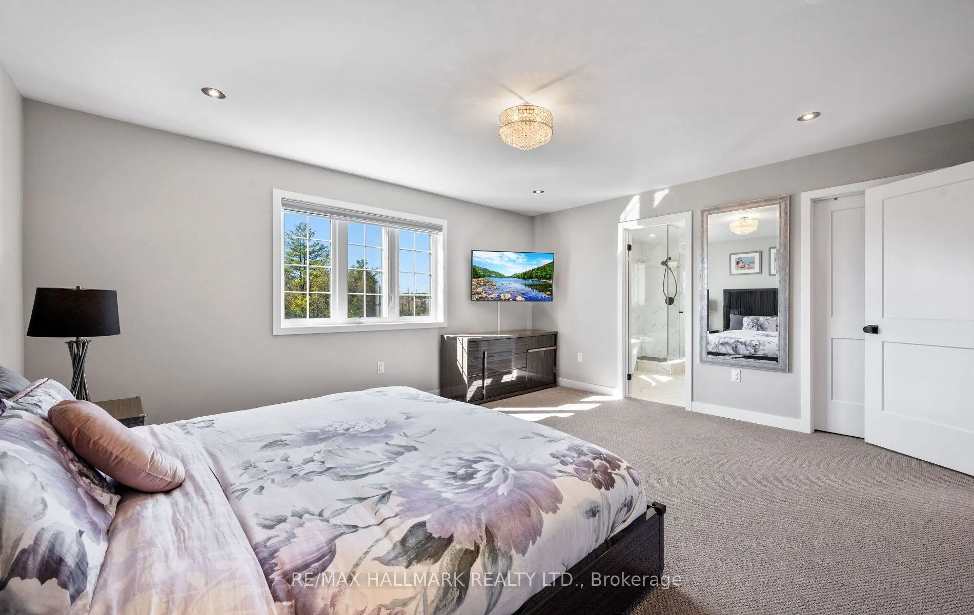 155 Stevenson Crescent