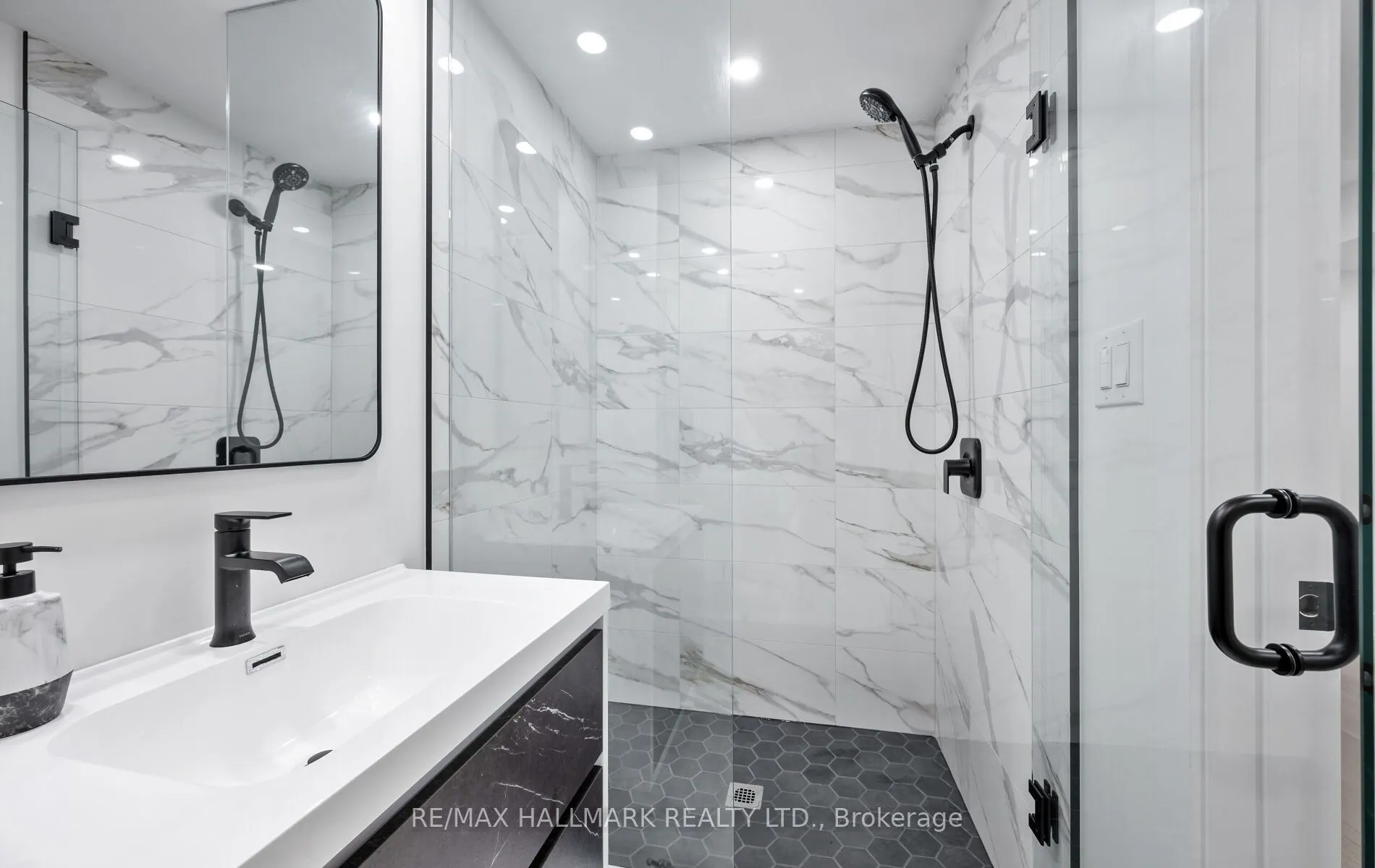 155 Stevenson Crescent