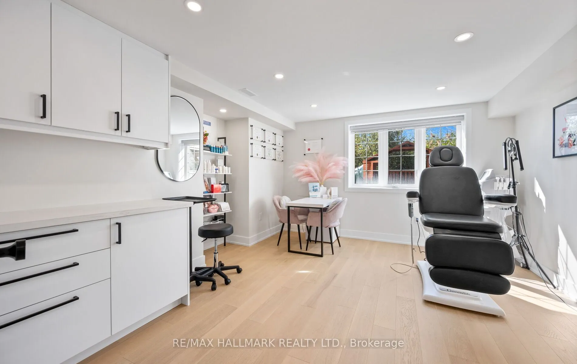 155 Stevenson Crescent