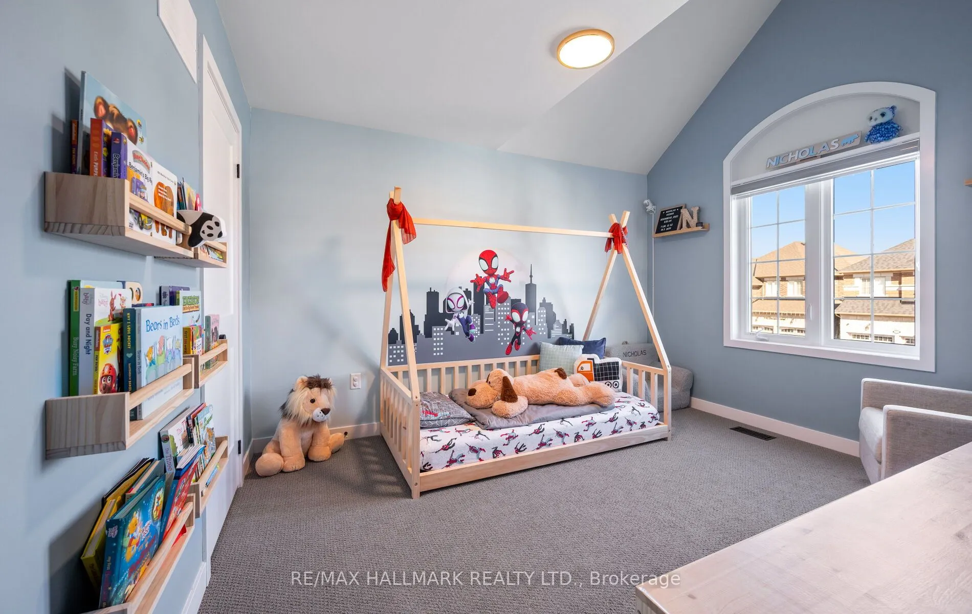 155 Stevenson Crescent