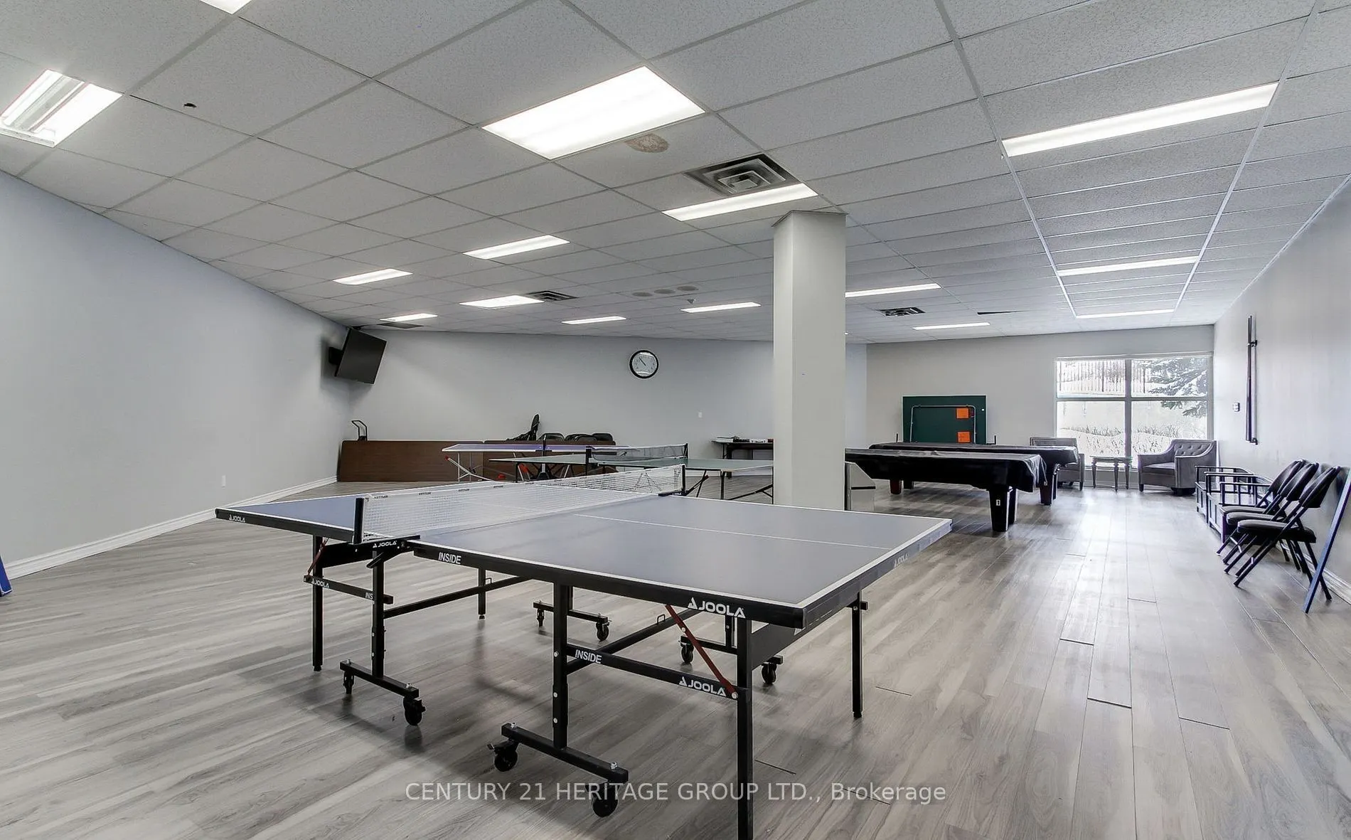 40 Harding Blvd Boulevard W, #203