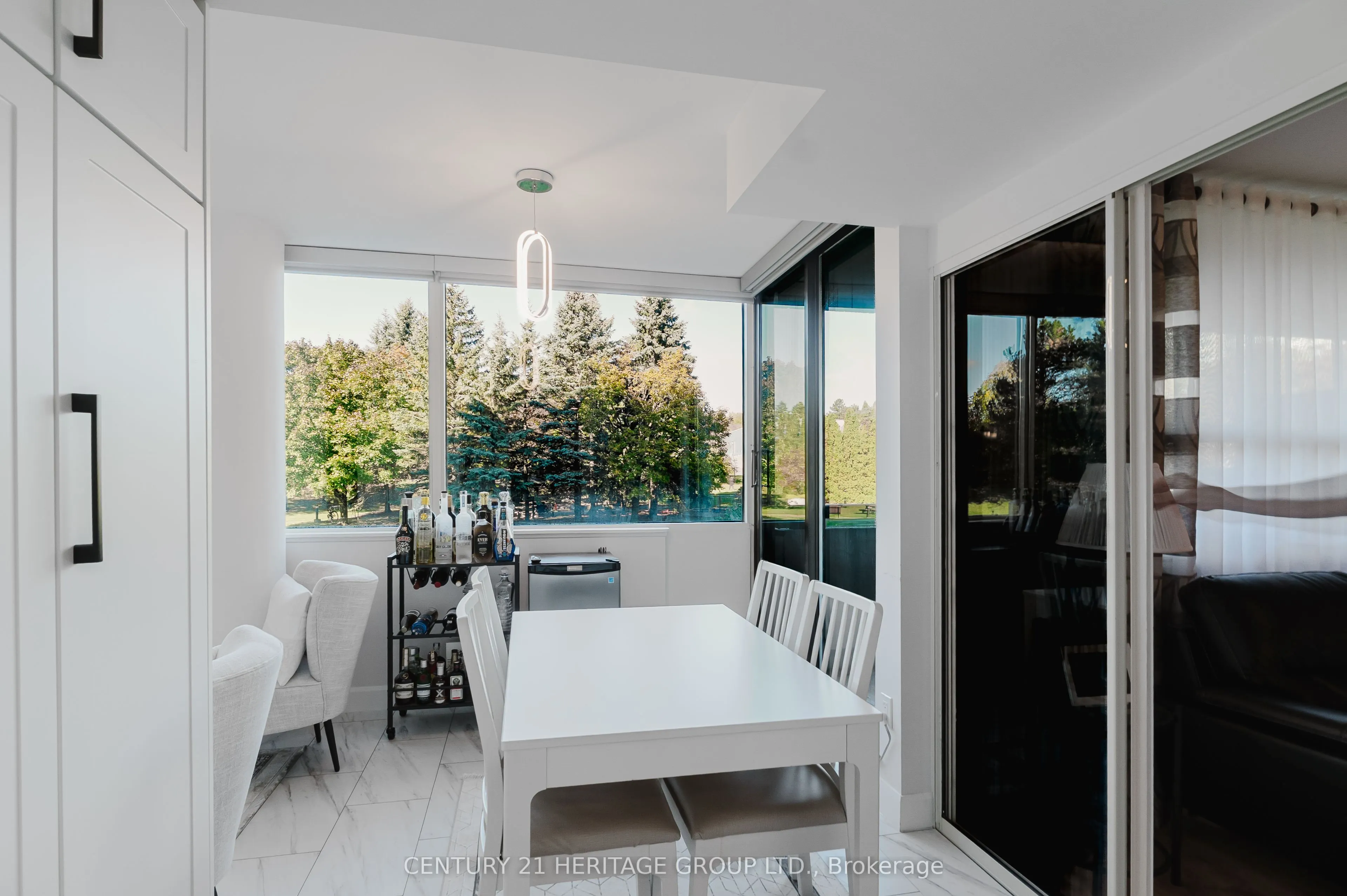 40 Harding Blvd Boulevard W, #203