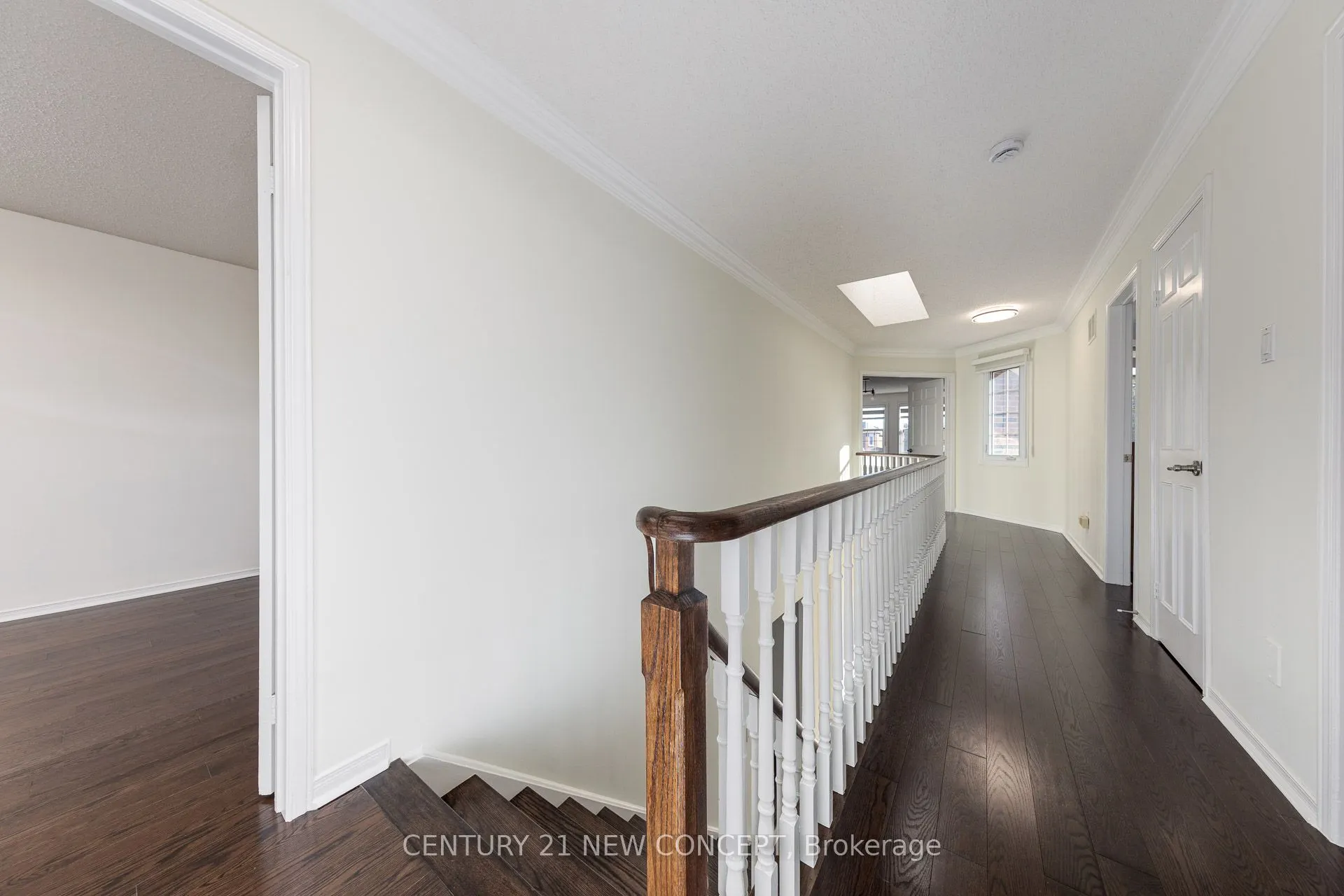 148 Edmund Seager Drive N