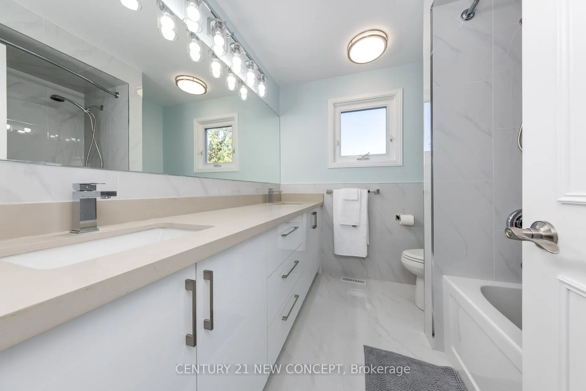 148 Edmund Seager Drive N