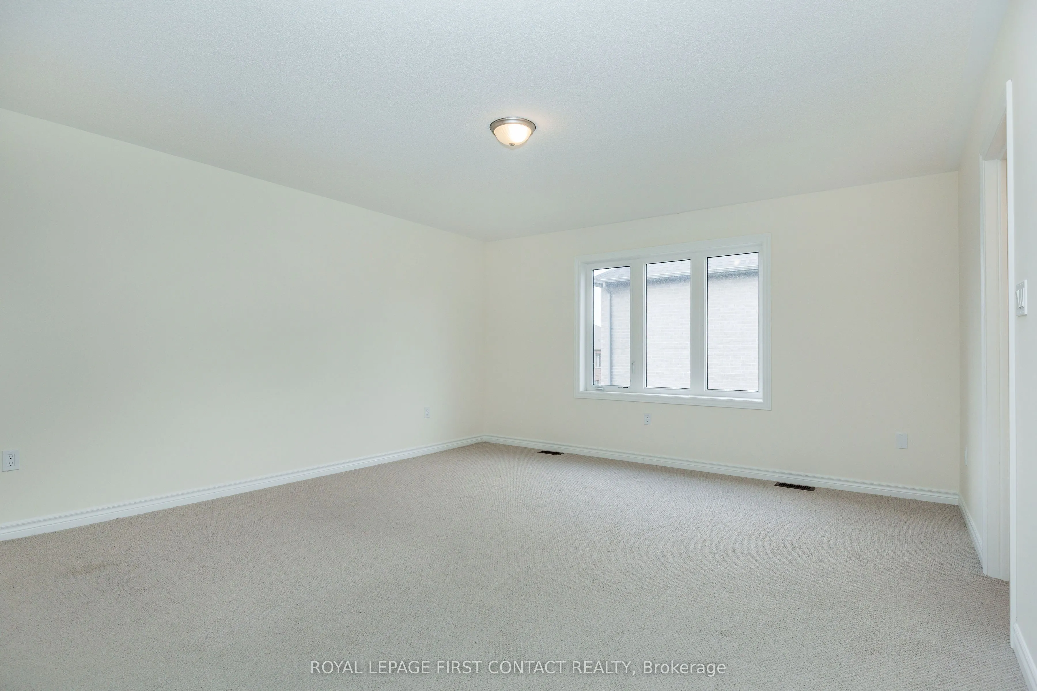 86 Kenneth Rogers Crescent