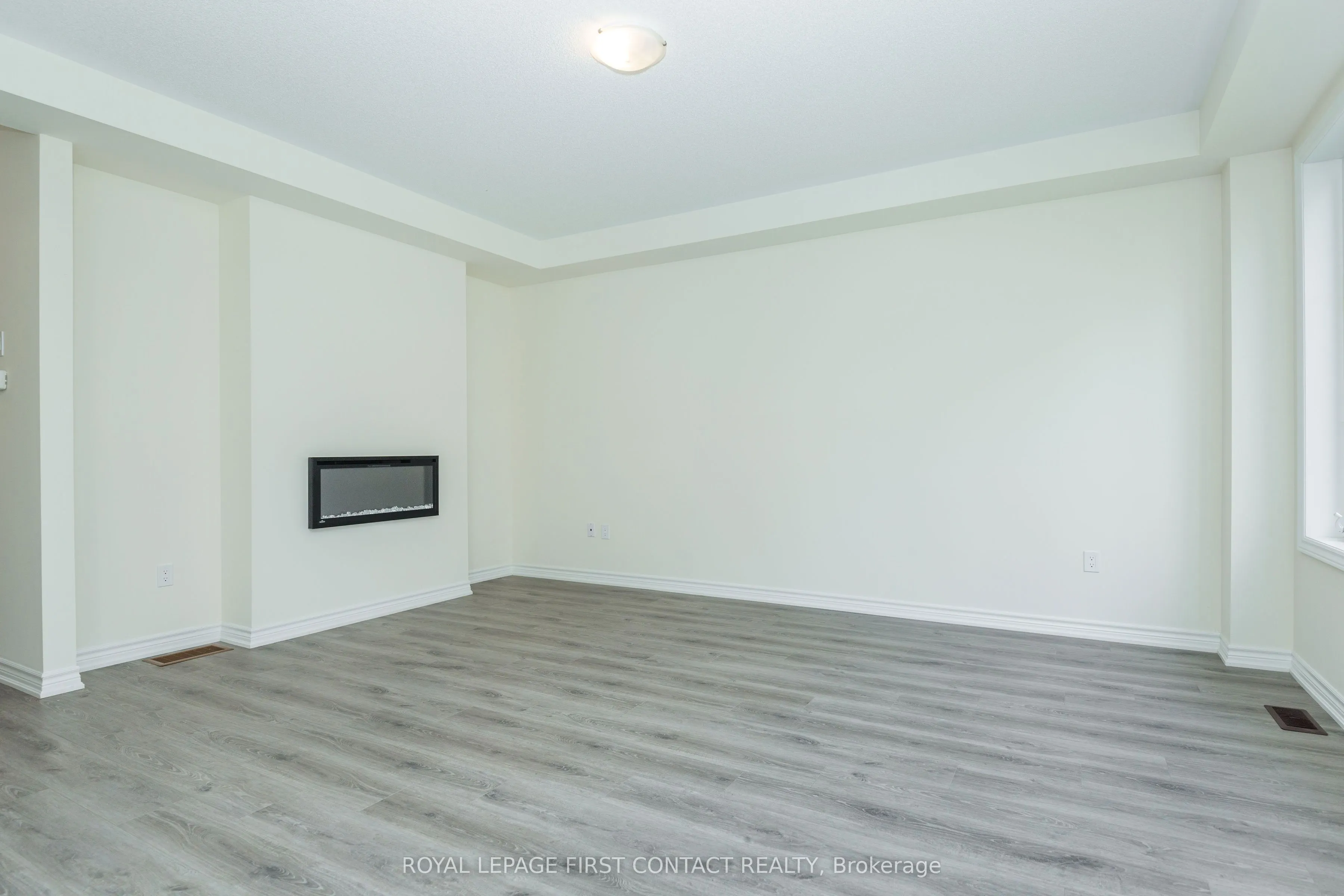 86 Kenneth Rogers Crescent