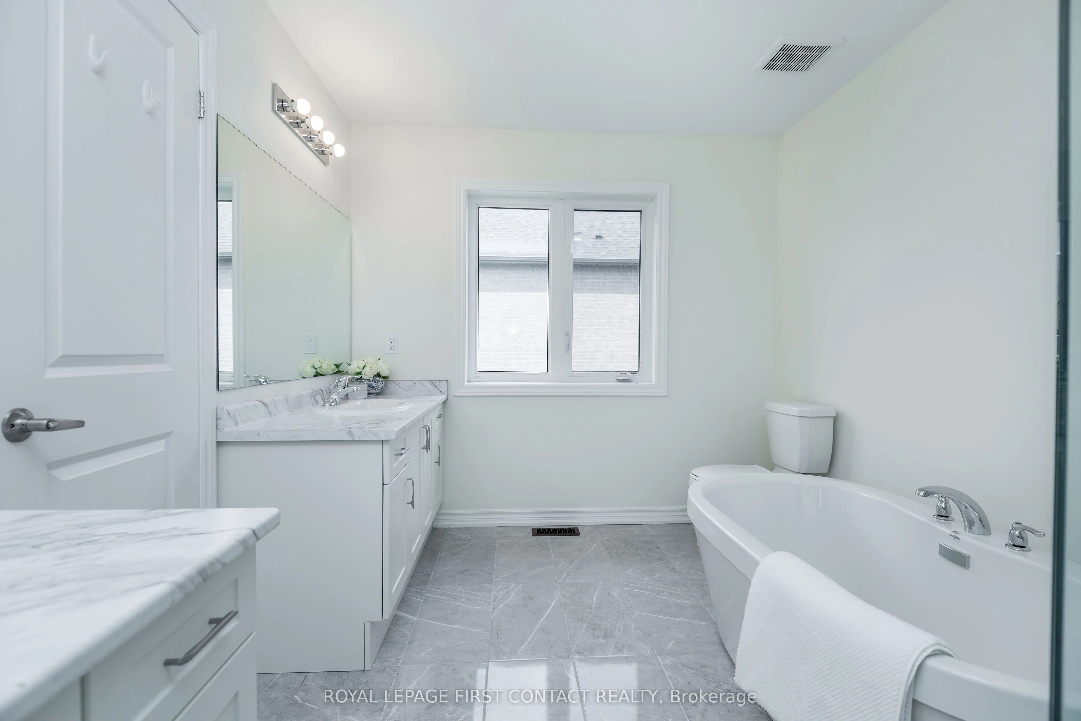 86 Kenneth Rogers Crescent