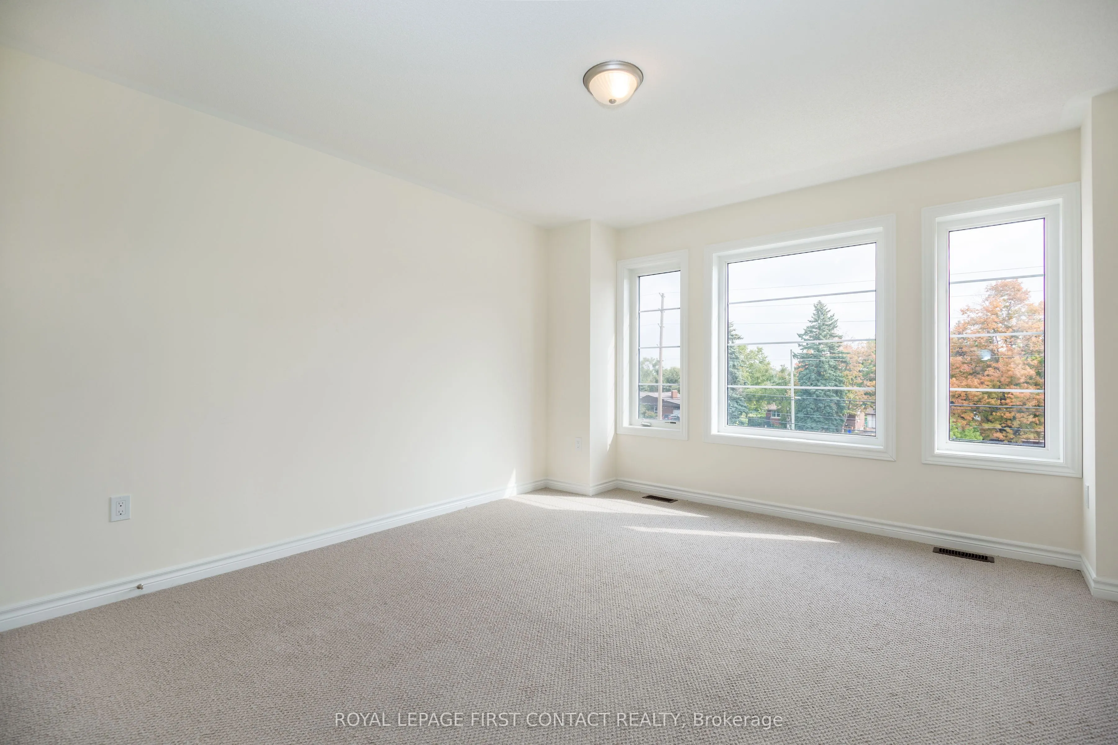 86 Kenneth Rogers Crescent