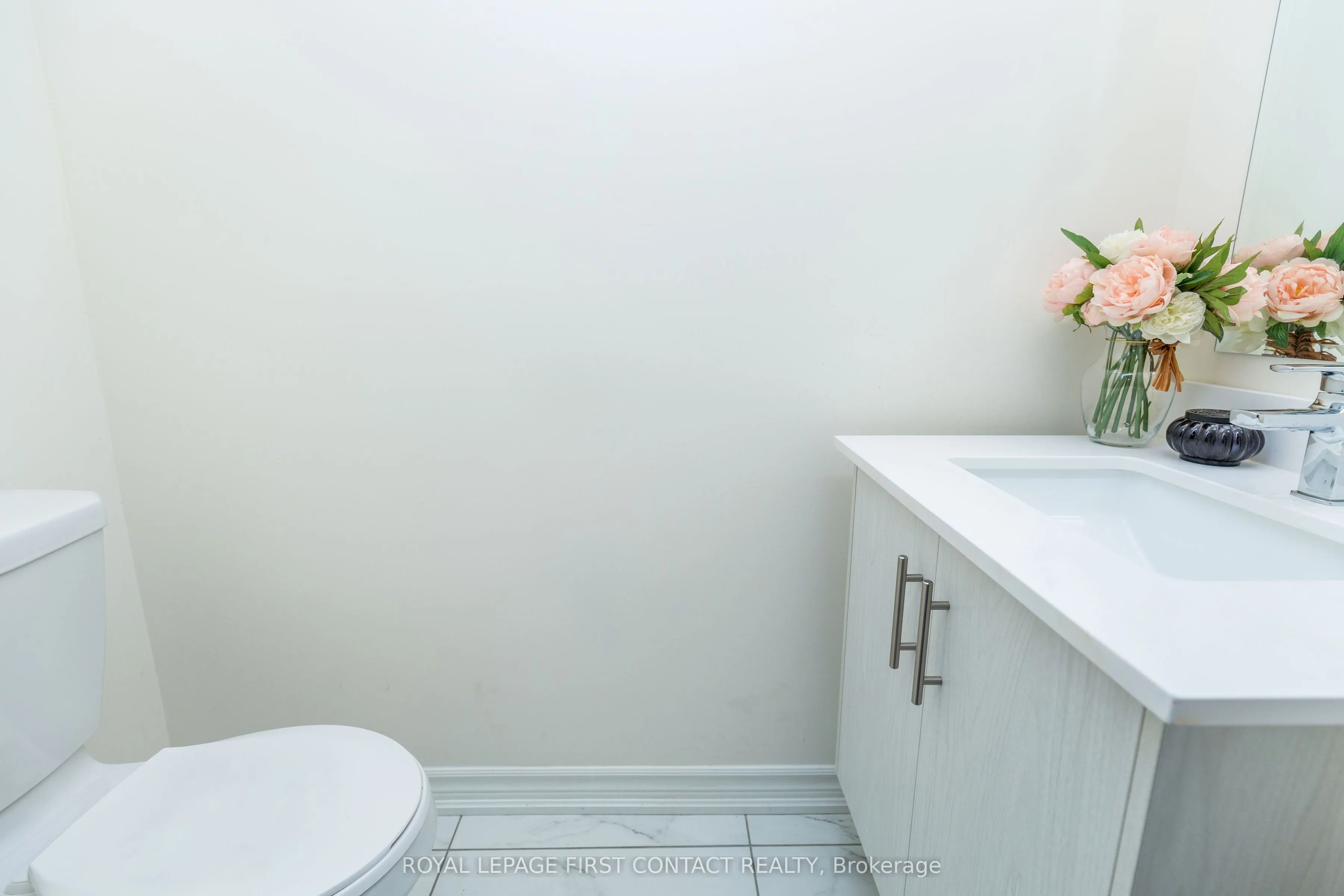 86 Kenneth Rogers Crescent