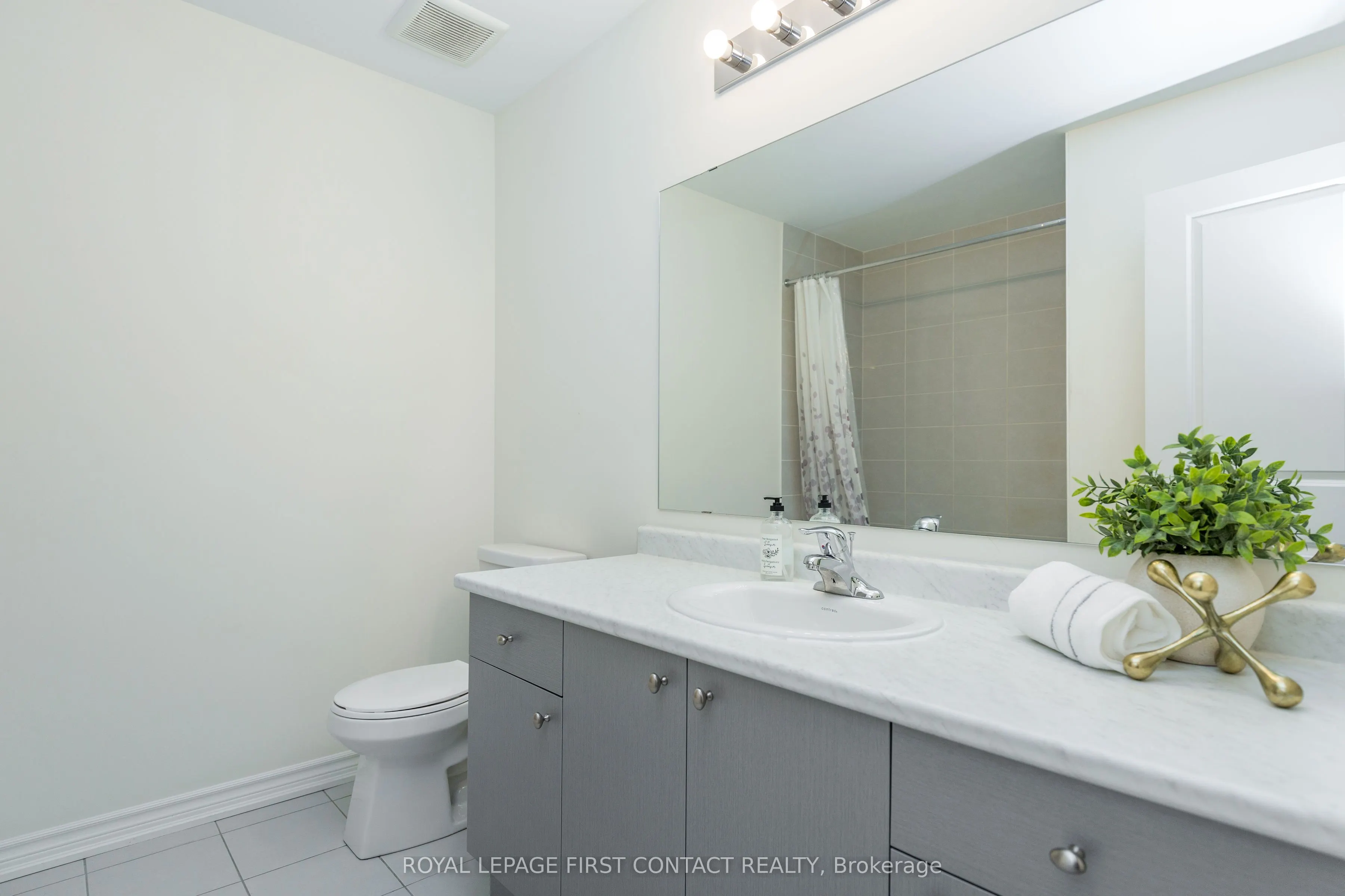 86 Kenneth Rogers Crescent