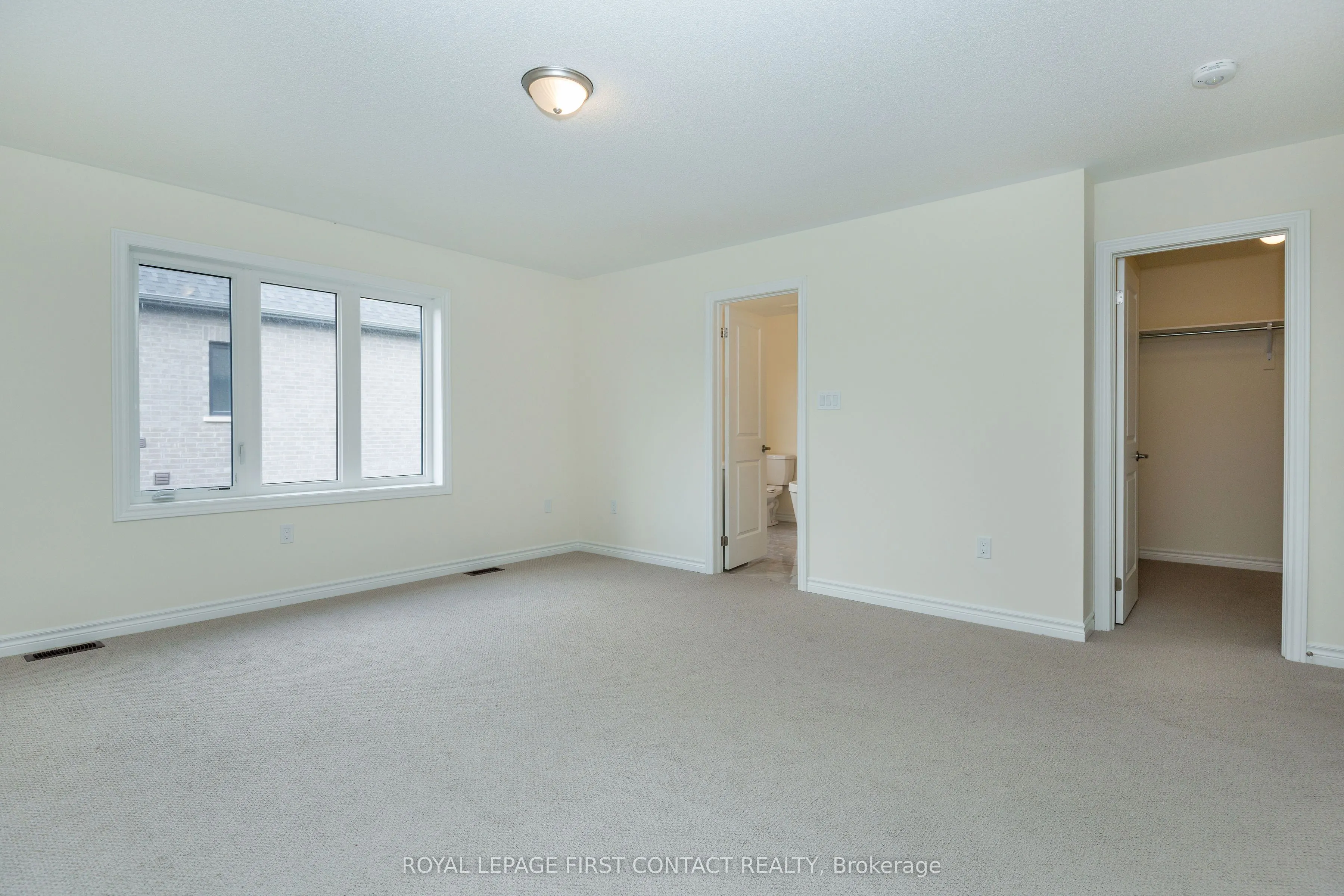 86 Kenneth Rogers Crescent