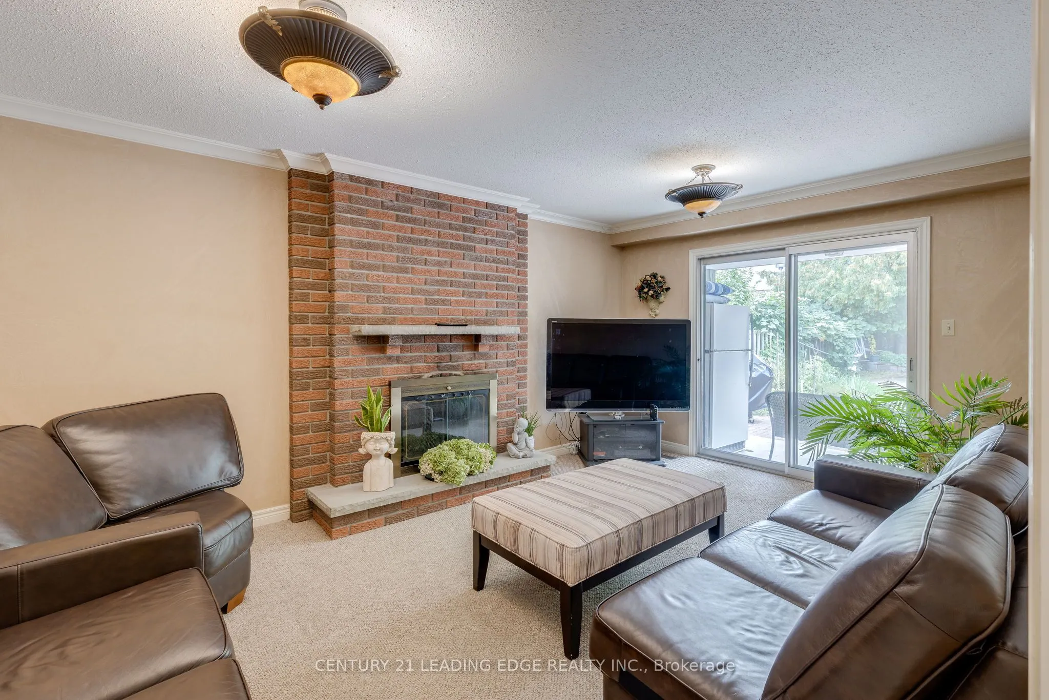 115 SIMONSTON Boulevard