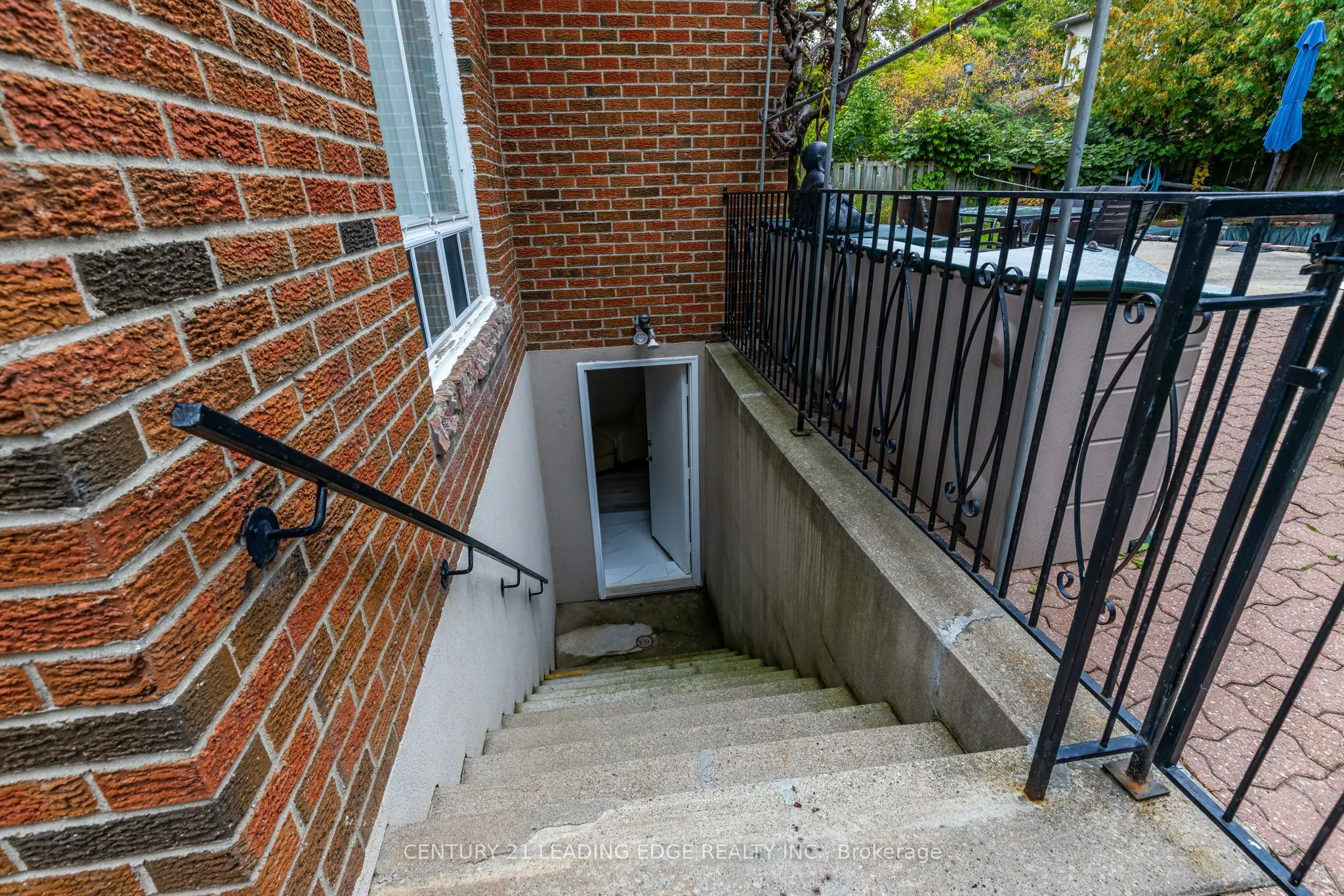 115 SIMONSTON Boulevard