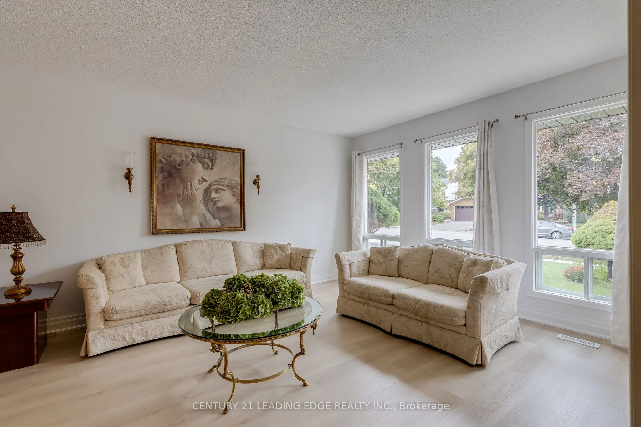 115 SIMONSTON Boulevard