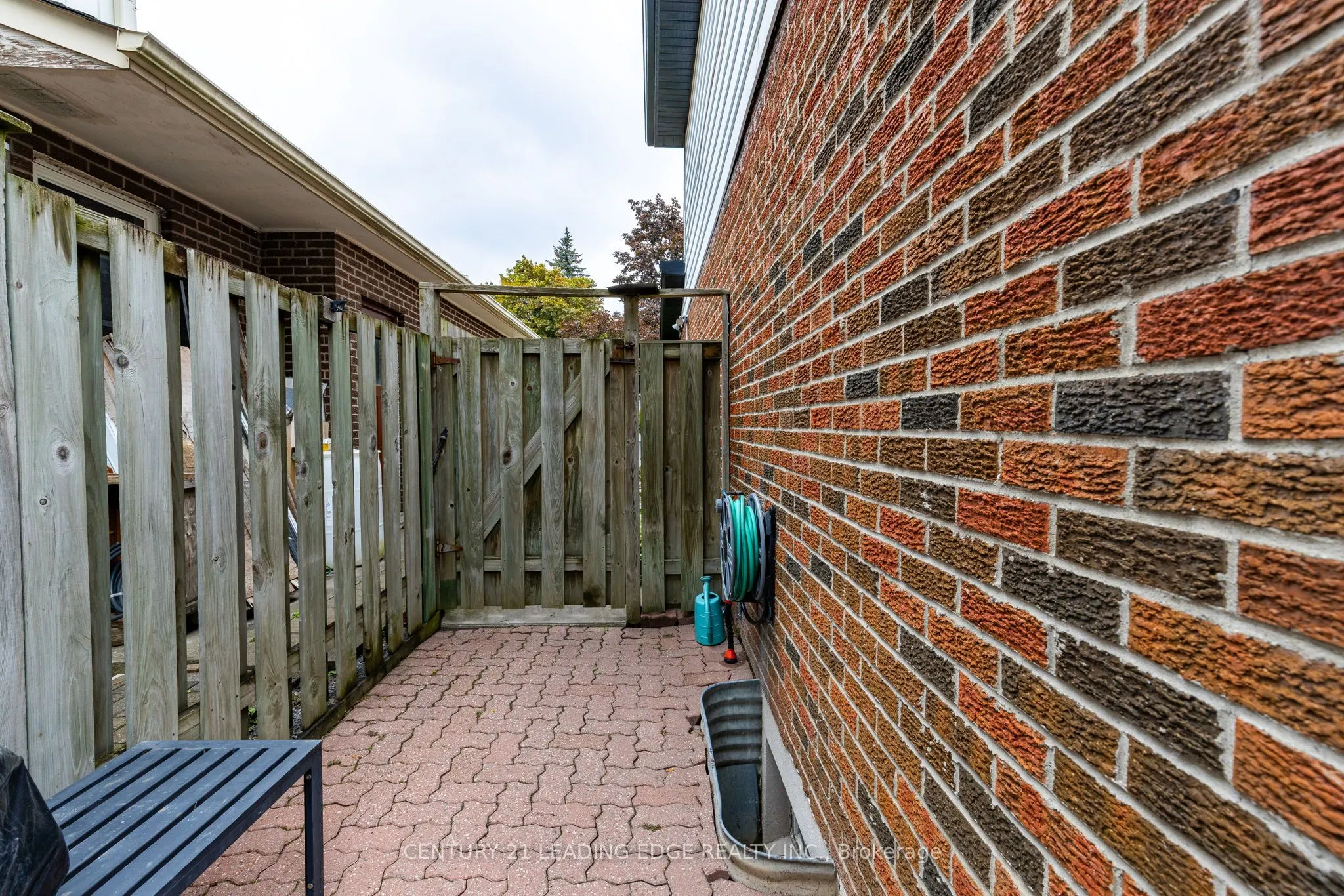 115 SIMONSTON Boulevard