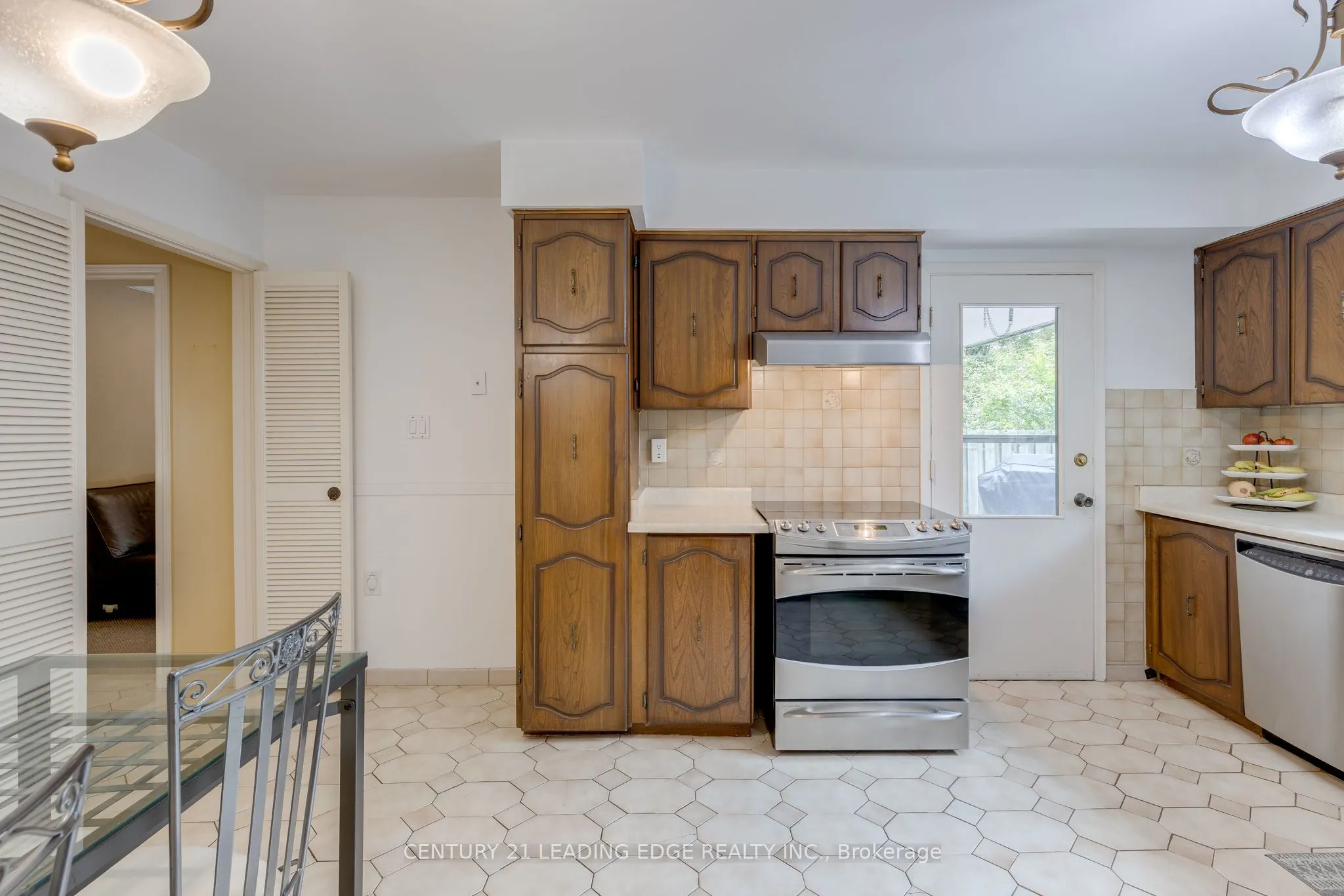 115 SIMONSTON Boulevard