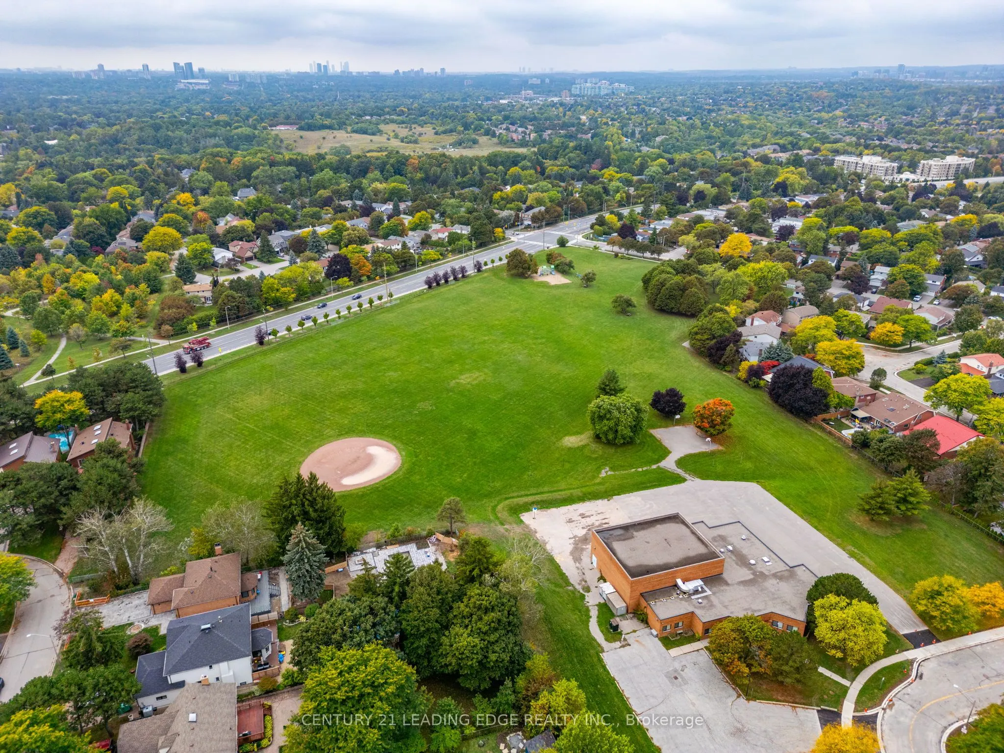 115 SIMONSTON Boulevard