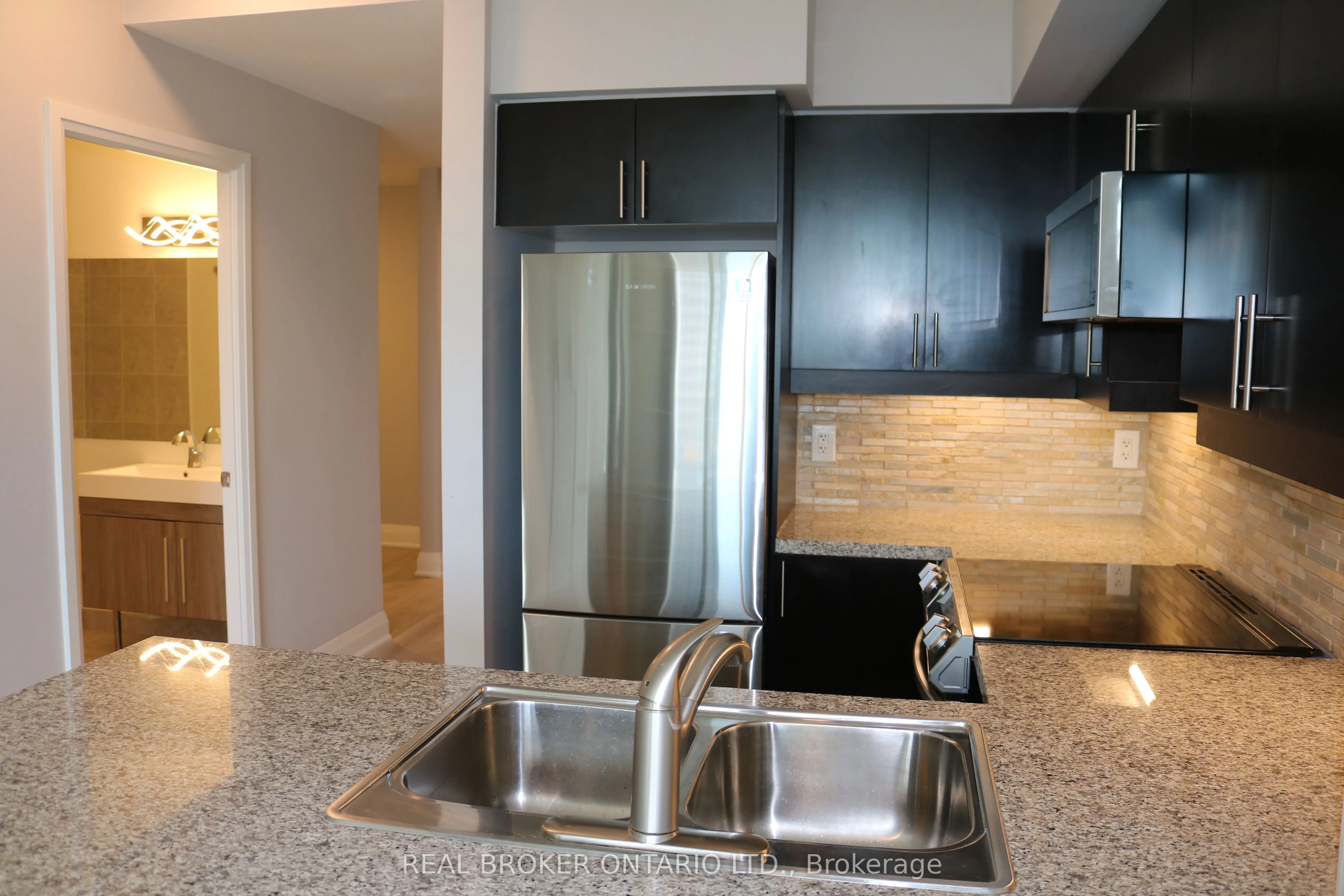 20 North Park Road, #1103