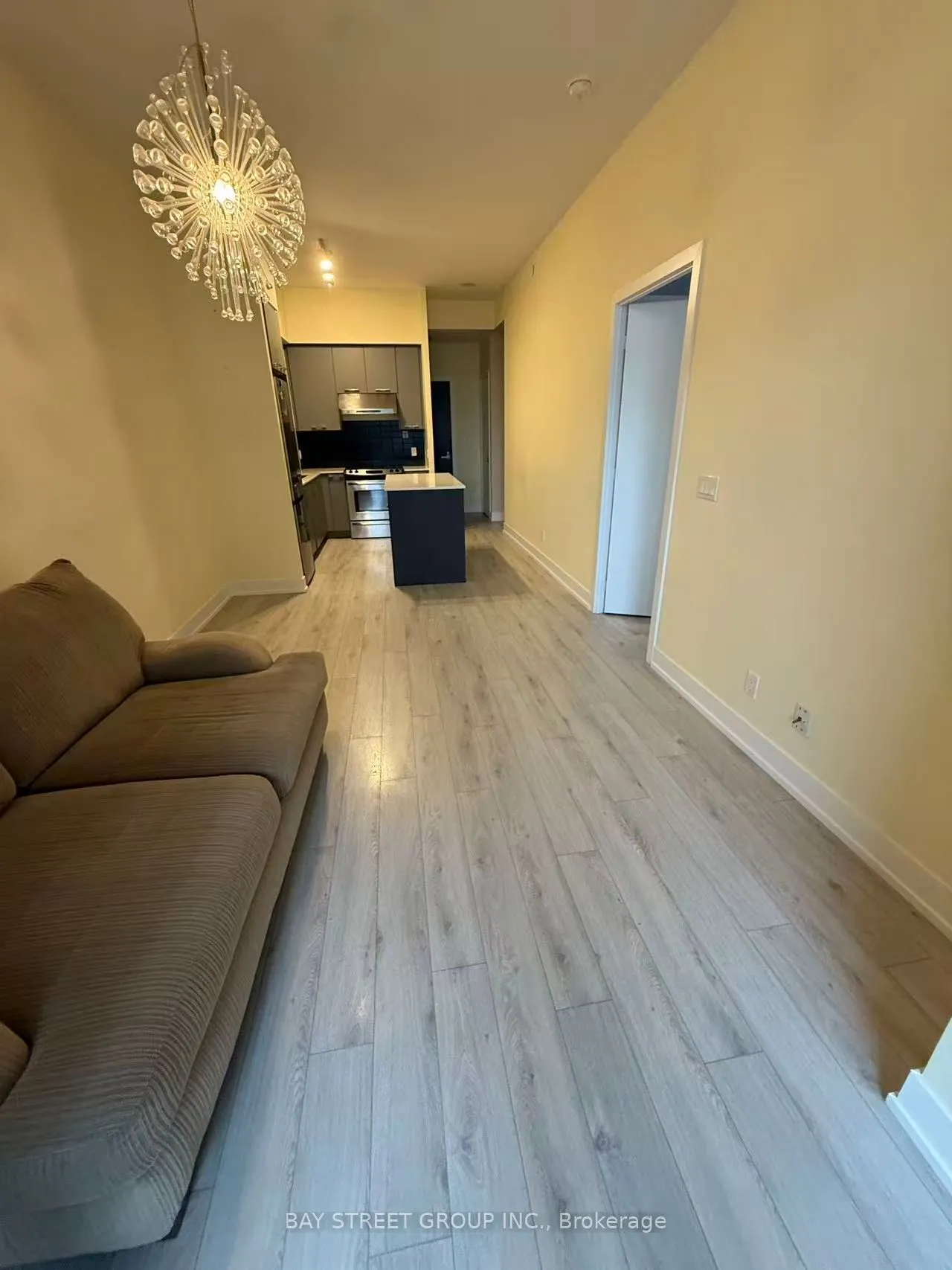 9471 Yonge Street, #241