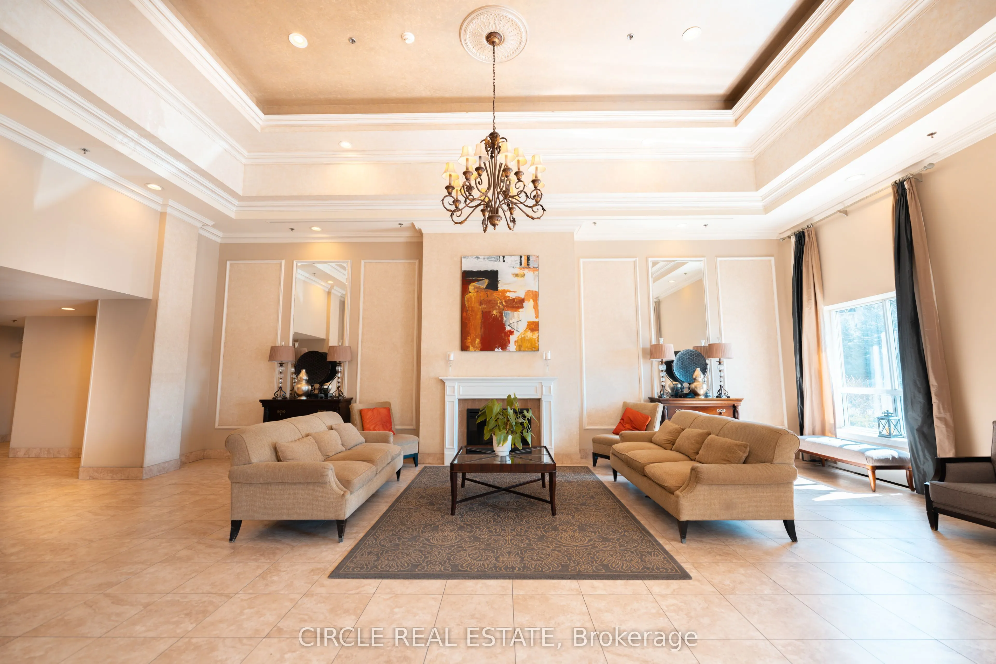 8 Maison Parc Court, #505