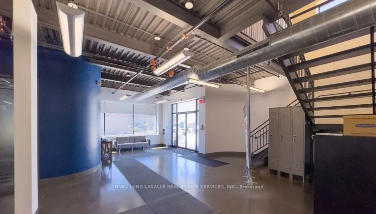 9099 Leslie Street, #D