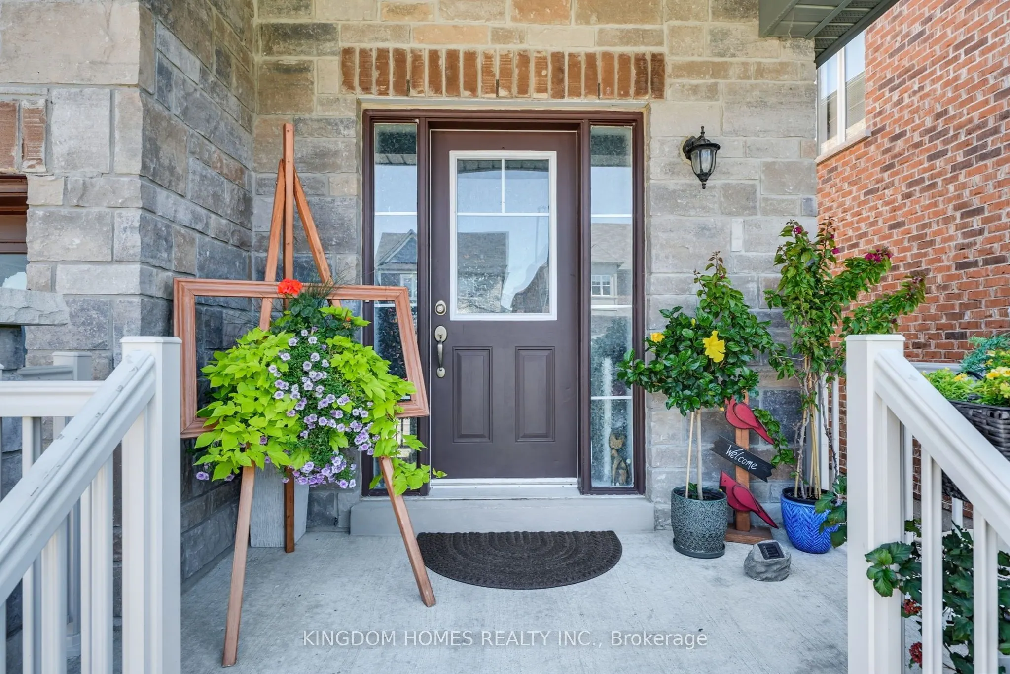 1152 Peelar Crescent