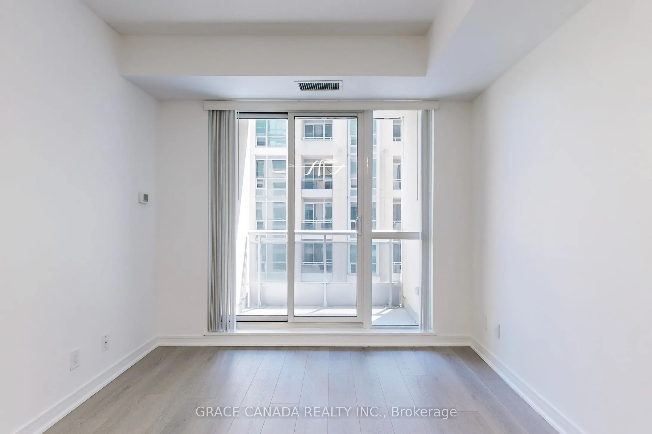 9205 Yonge Street, #409