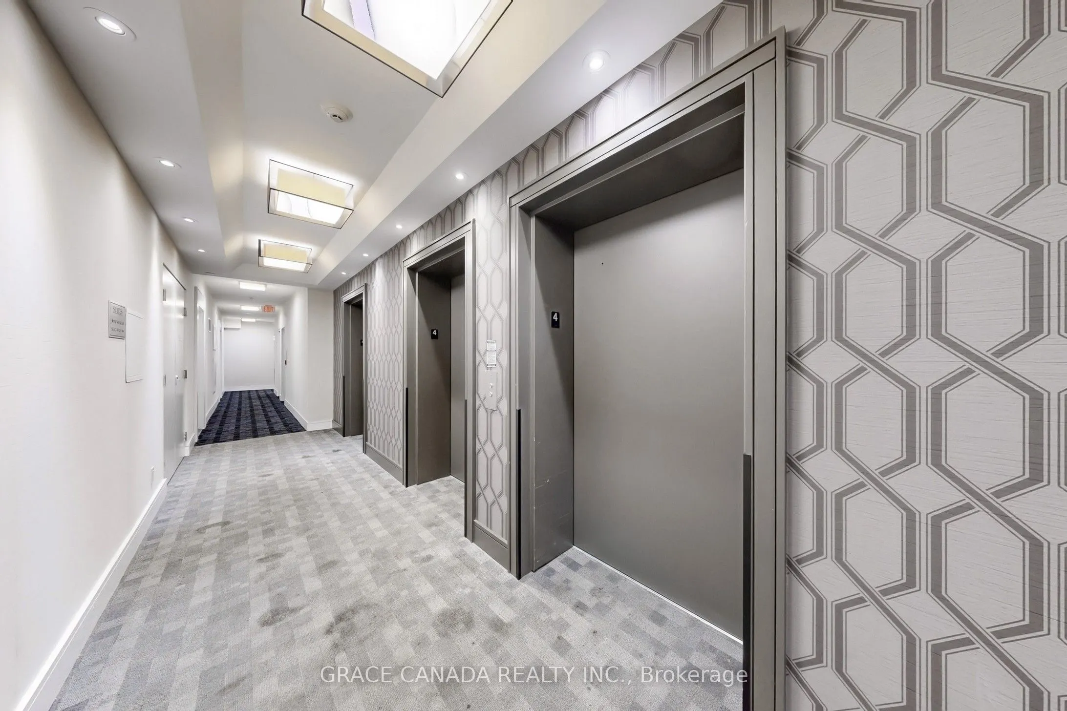 9205 Yonge Street, #409