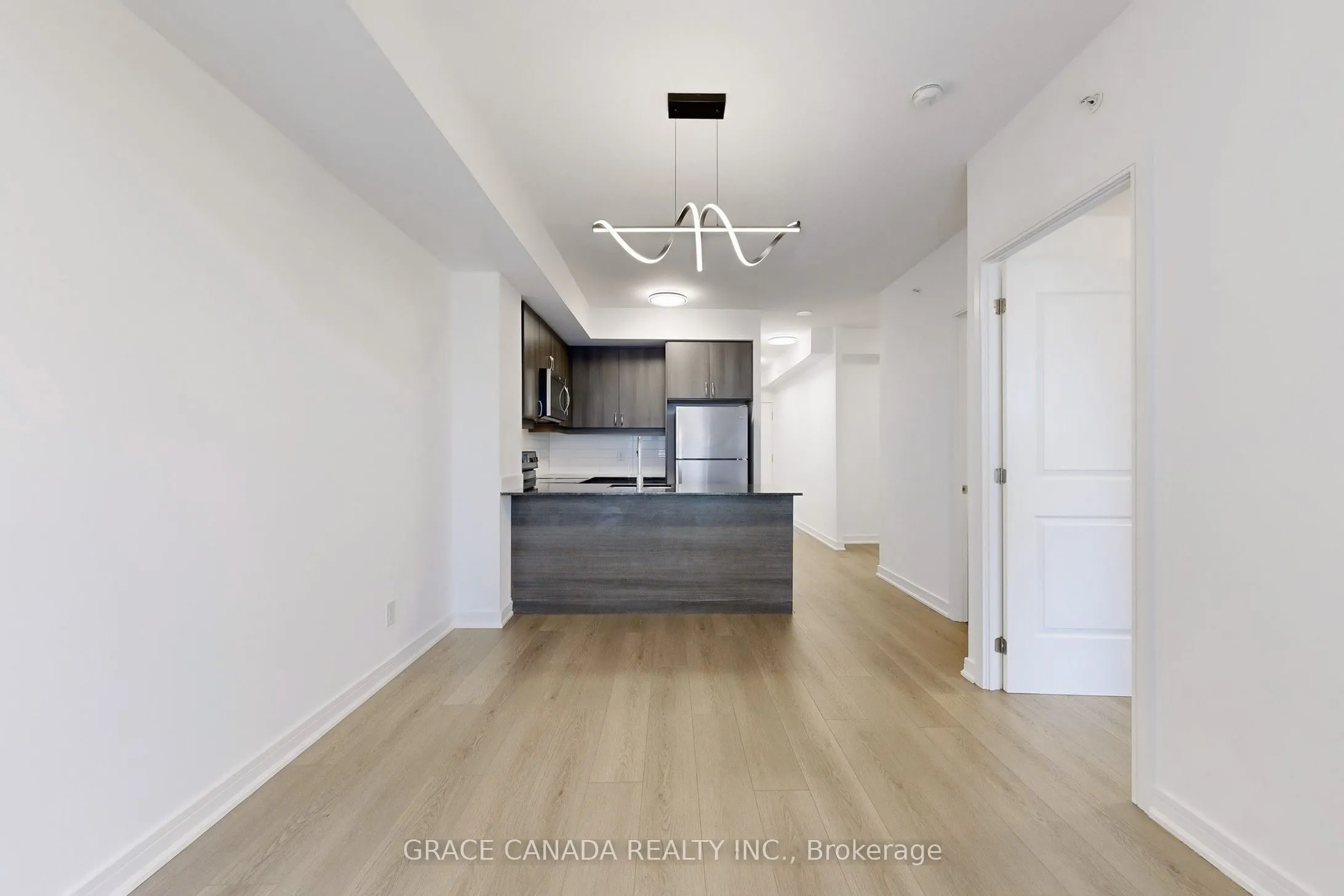 9205 Yonge Street, #409