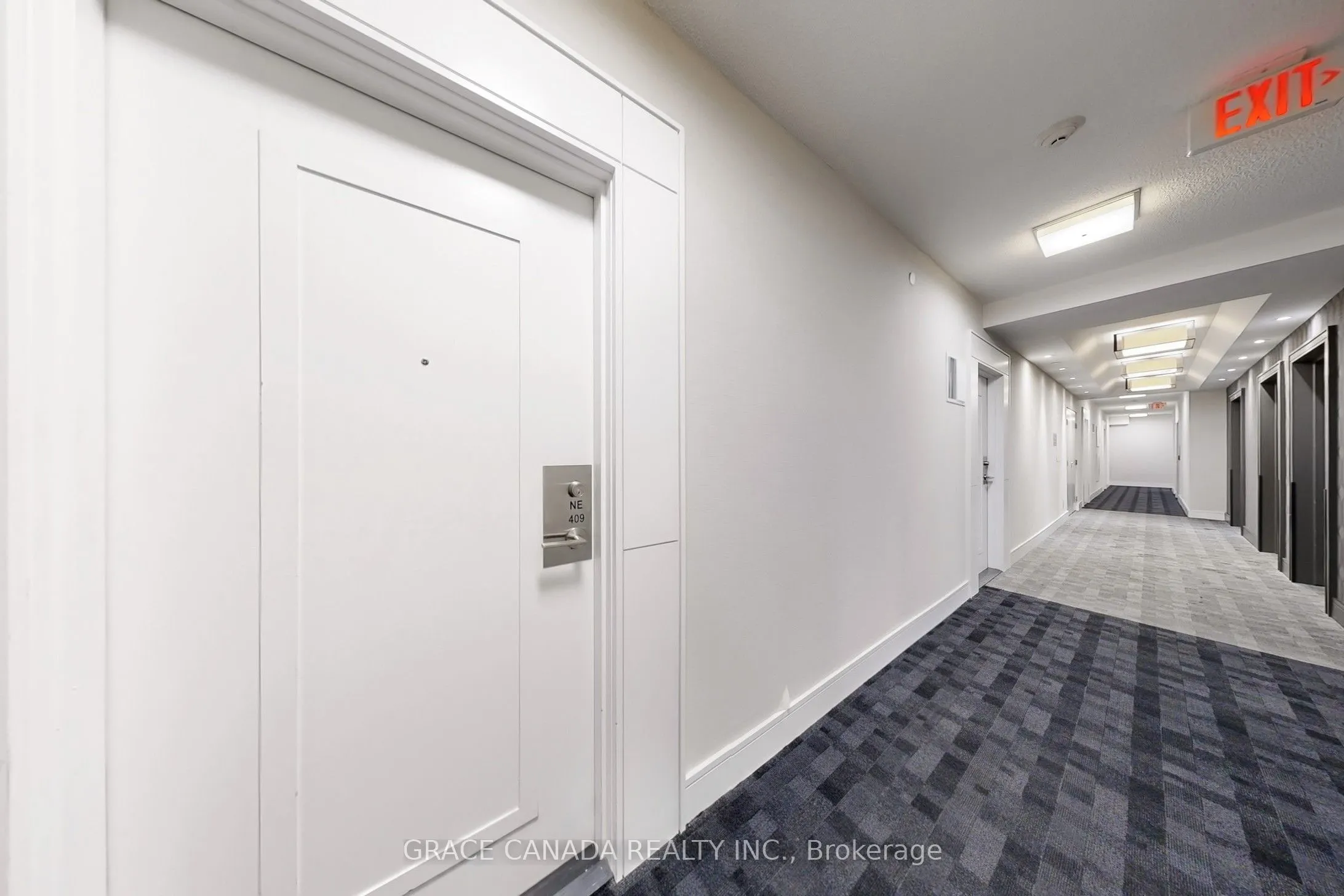 9205 Yonge Street, #409