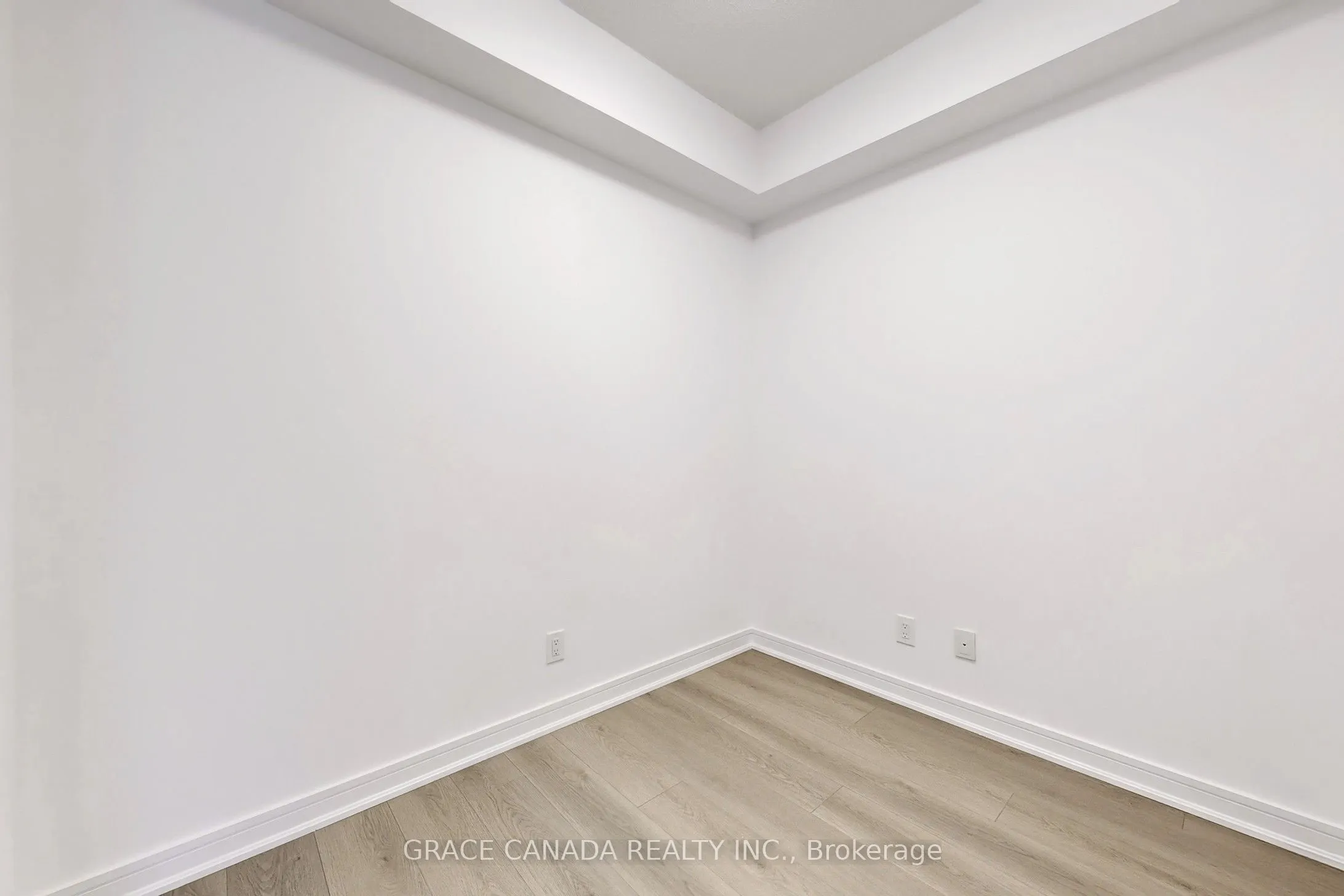 9205 Yonge Street, #409