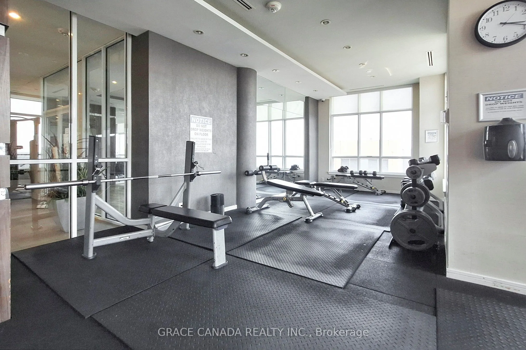 9205 Yonge Street, #409