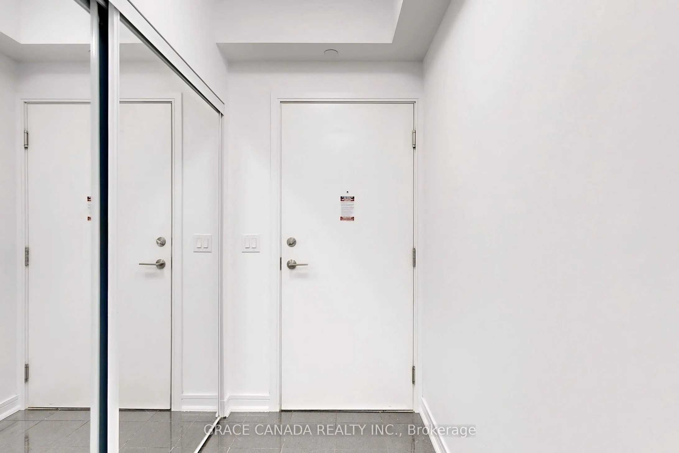 9205 Yonge Street, #409