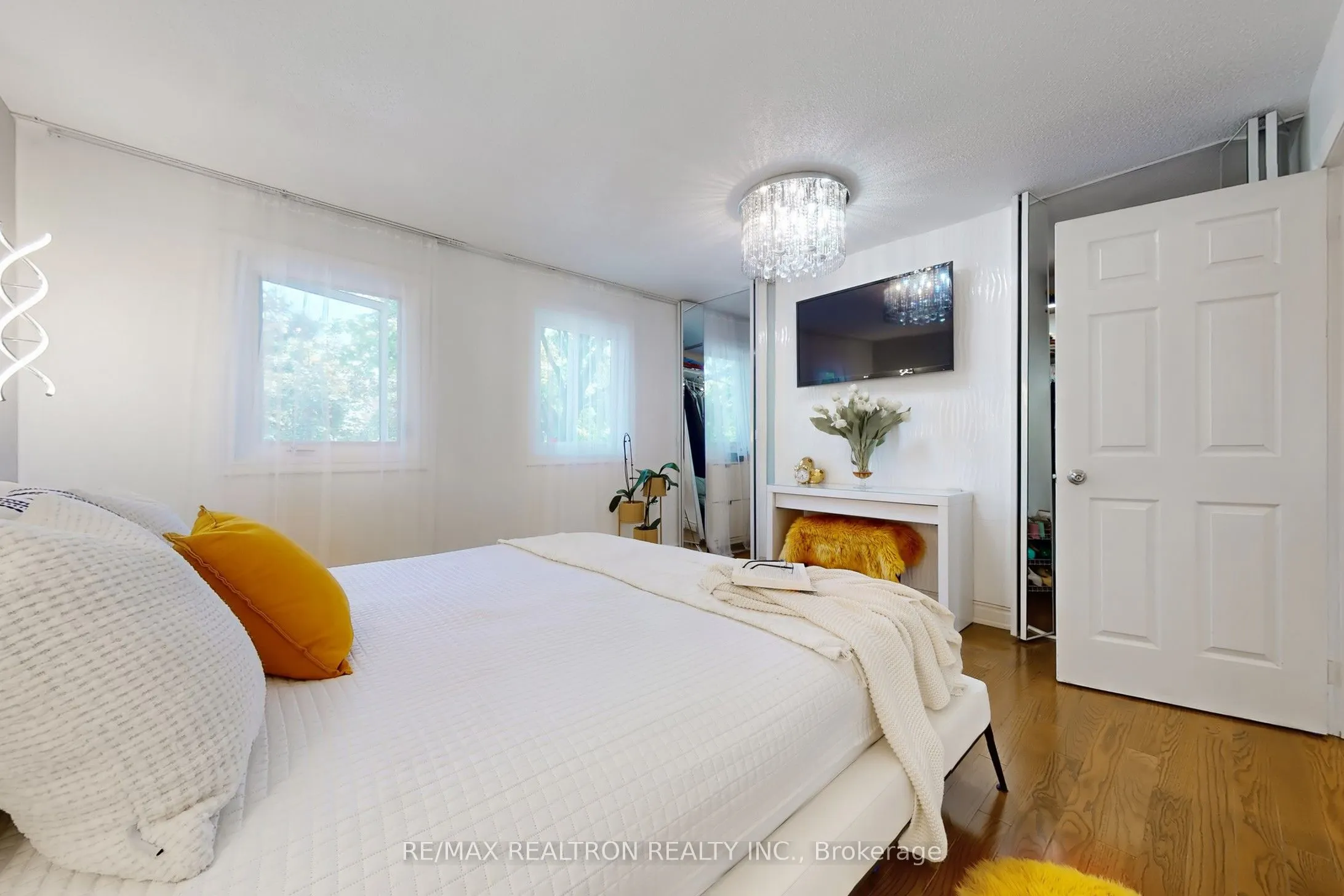 168 Cottonwood Court