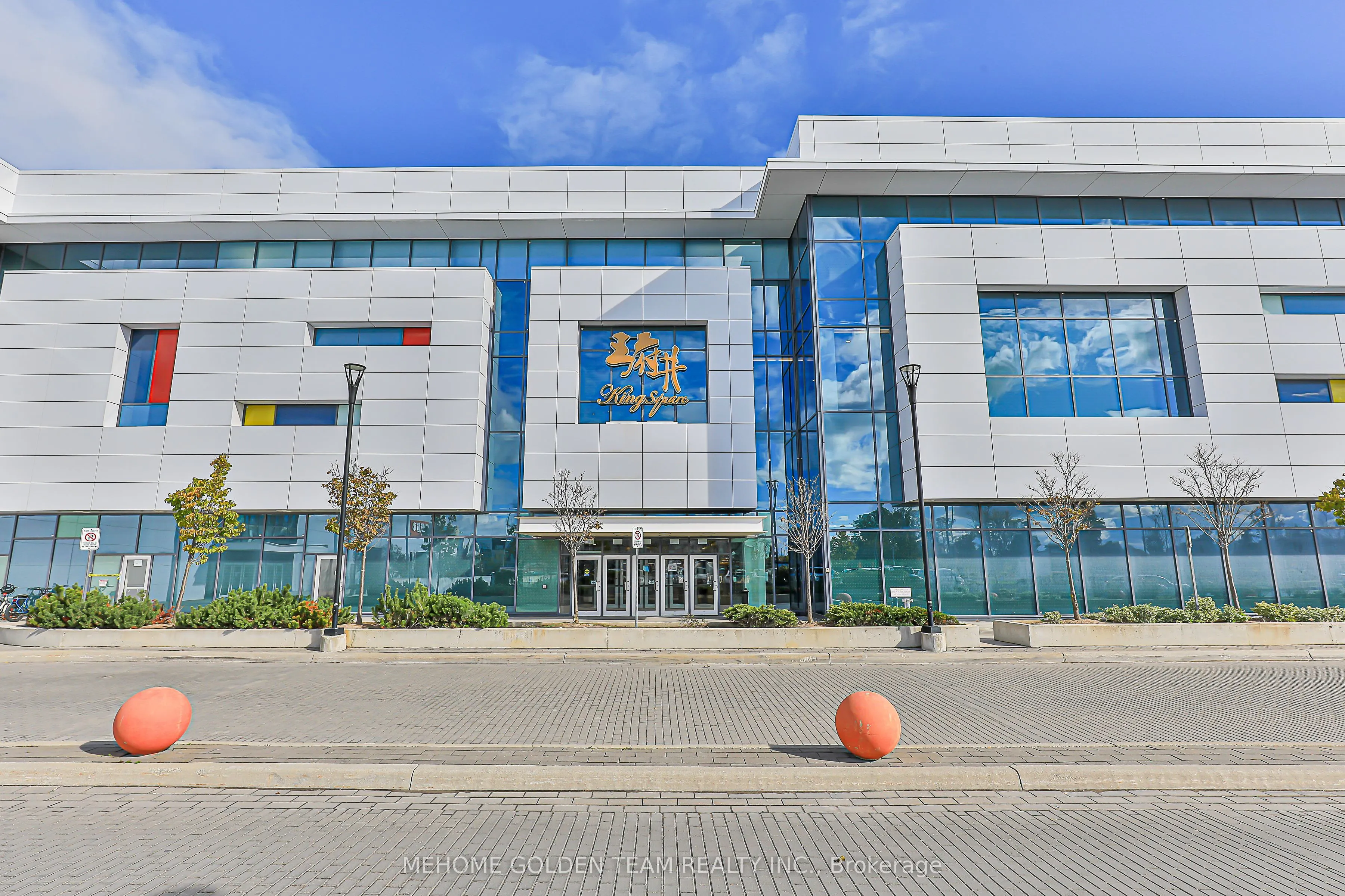 9390 woodbine Avenue, #1D33 & 1D35