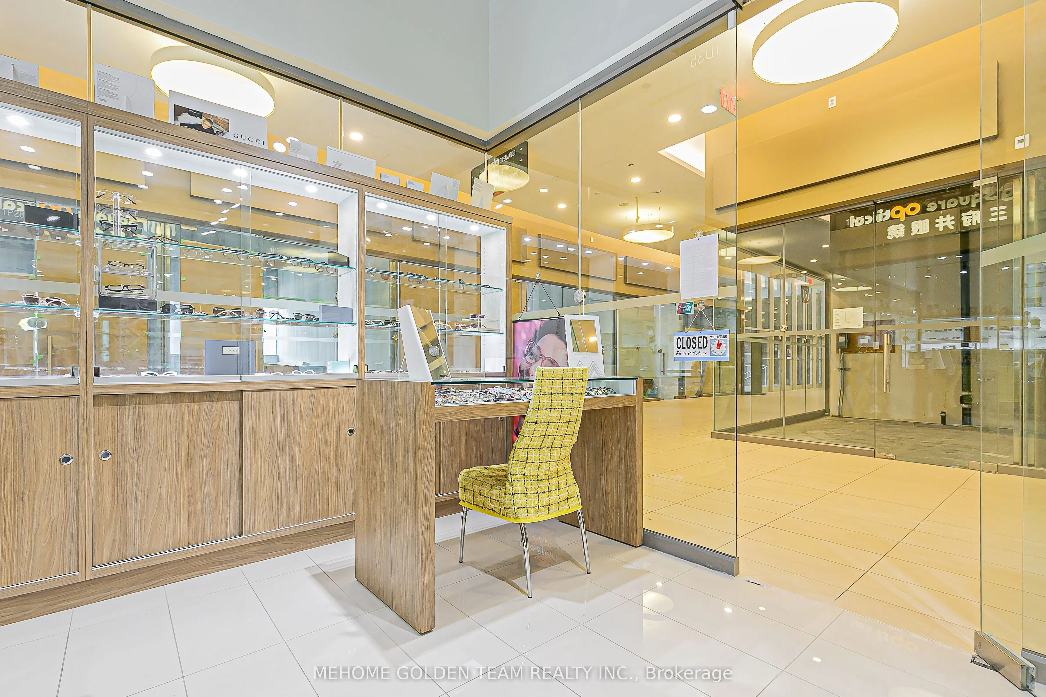 9390 woodbine Avenue, #1D33 & 1D35