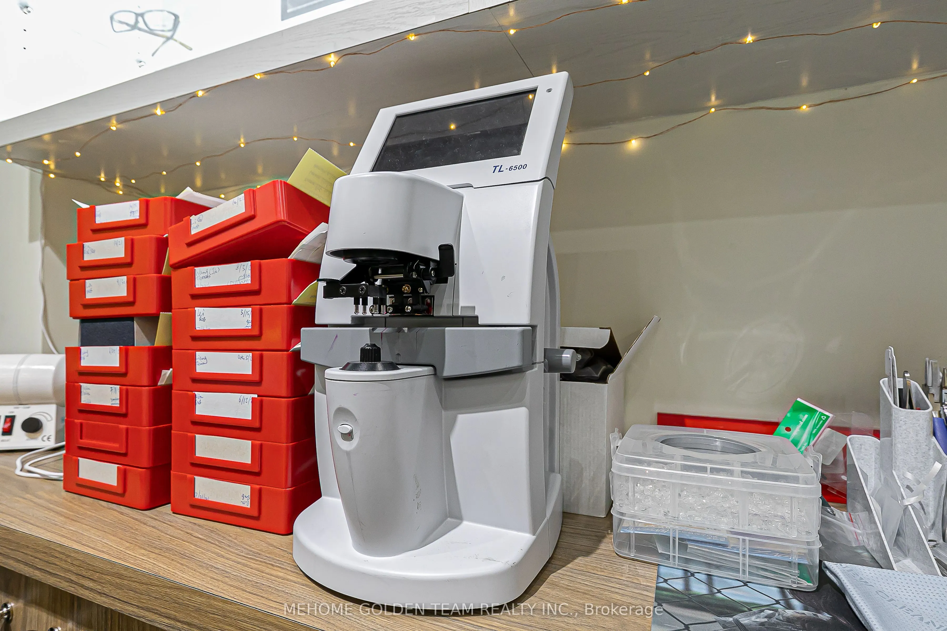 9390 woodbine Avenue, #1D33 & 1D35