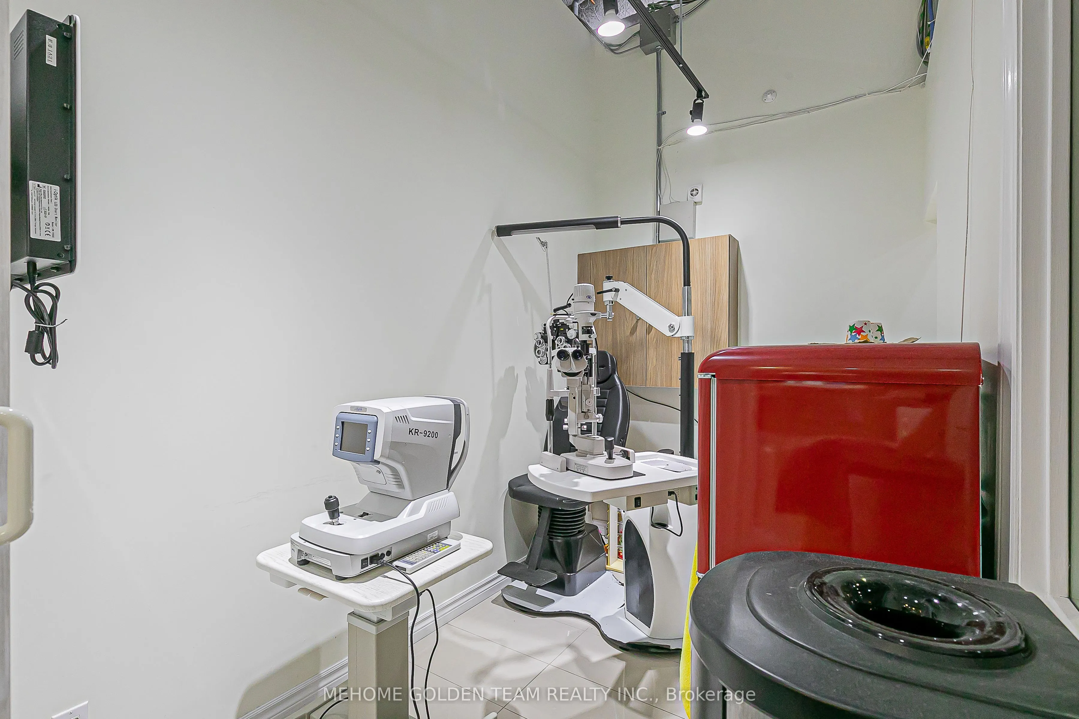 9390 woodbine Avenue, #1D33 & 1D35