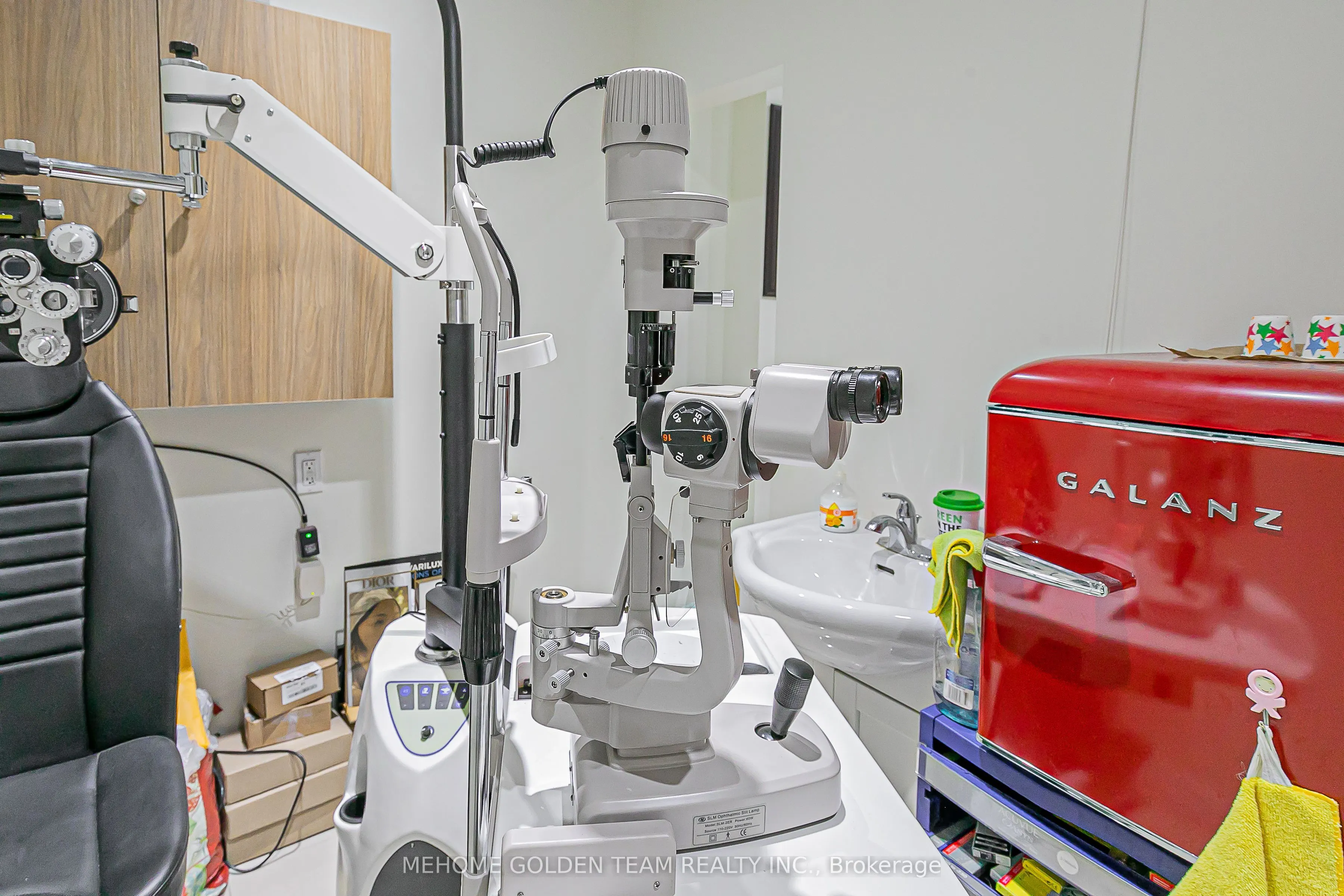 9390 woodbine Avenue, #1D33 & 1D35