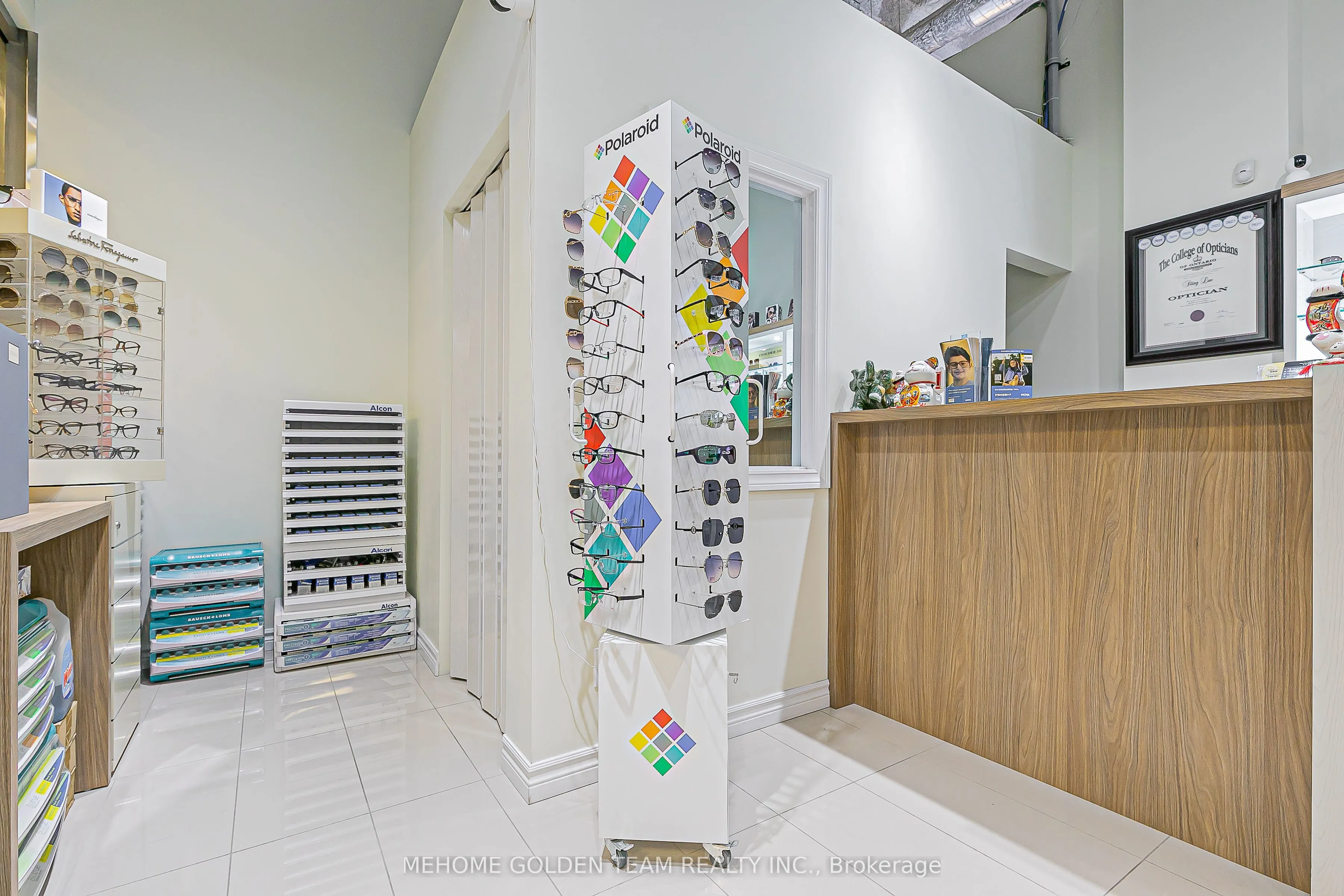 9390 woodbine Avenue, #1D33 & 1D35