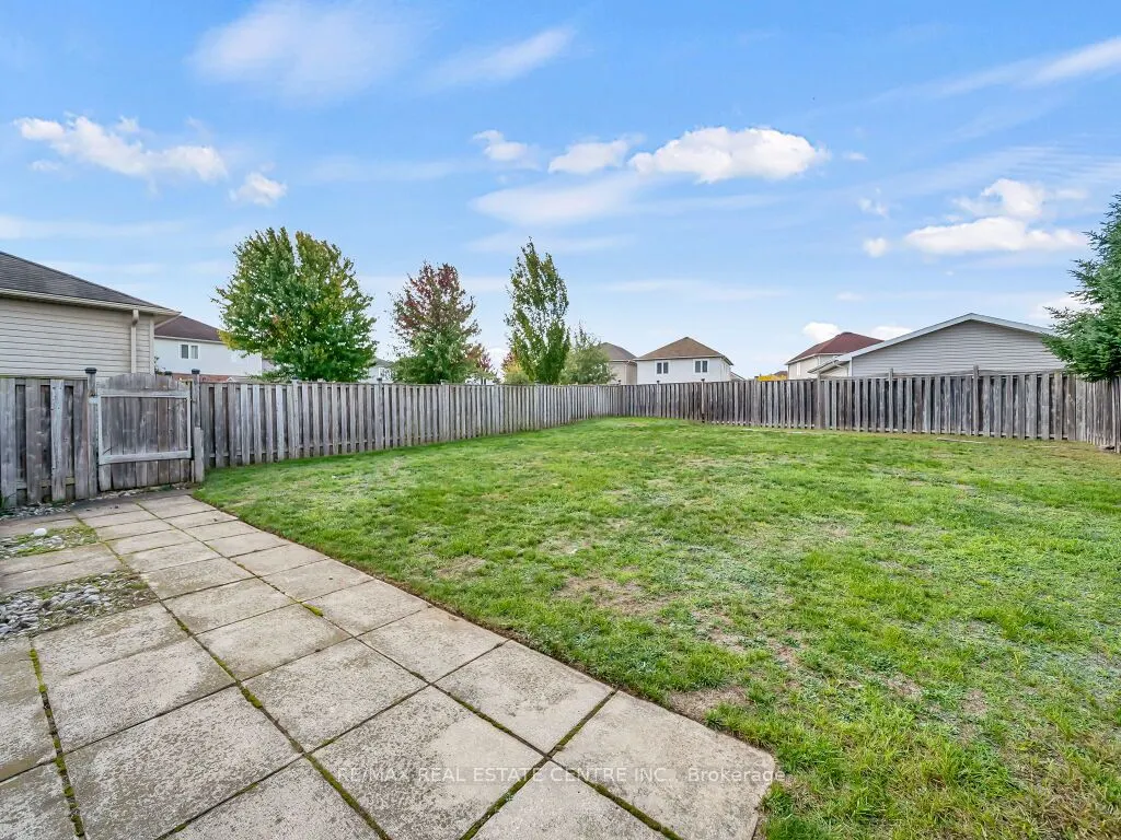 45 Stonemount Crescent