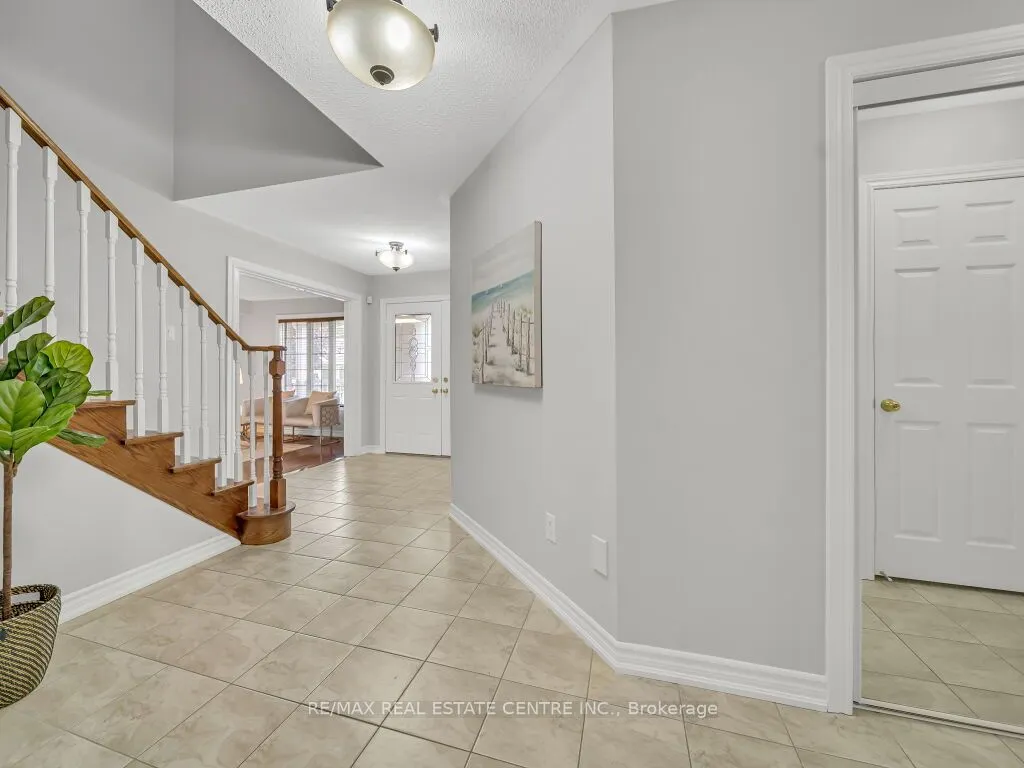 45 Stonemount Crescent