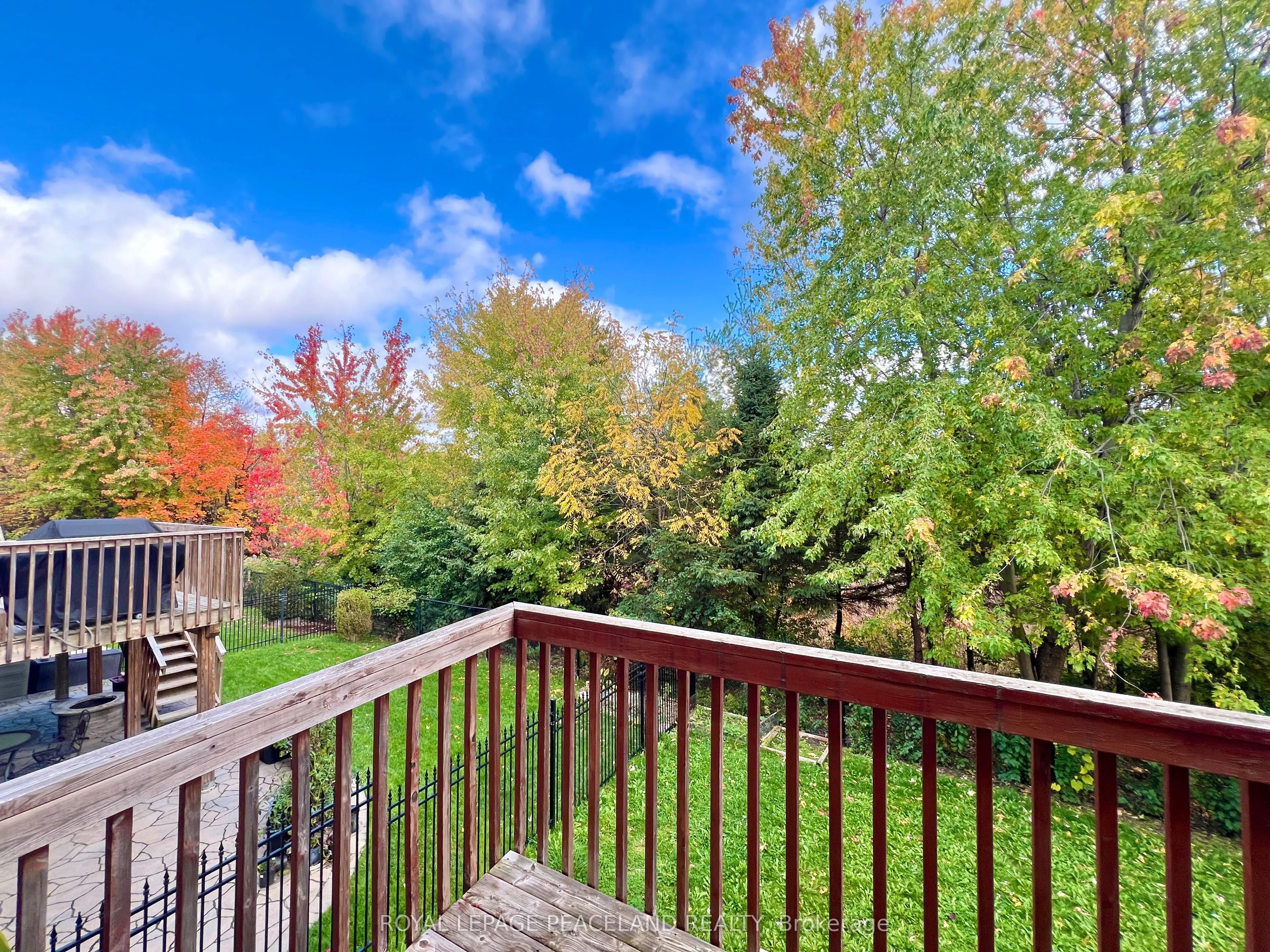 73 Castleglen Boulevard