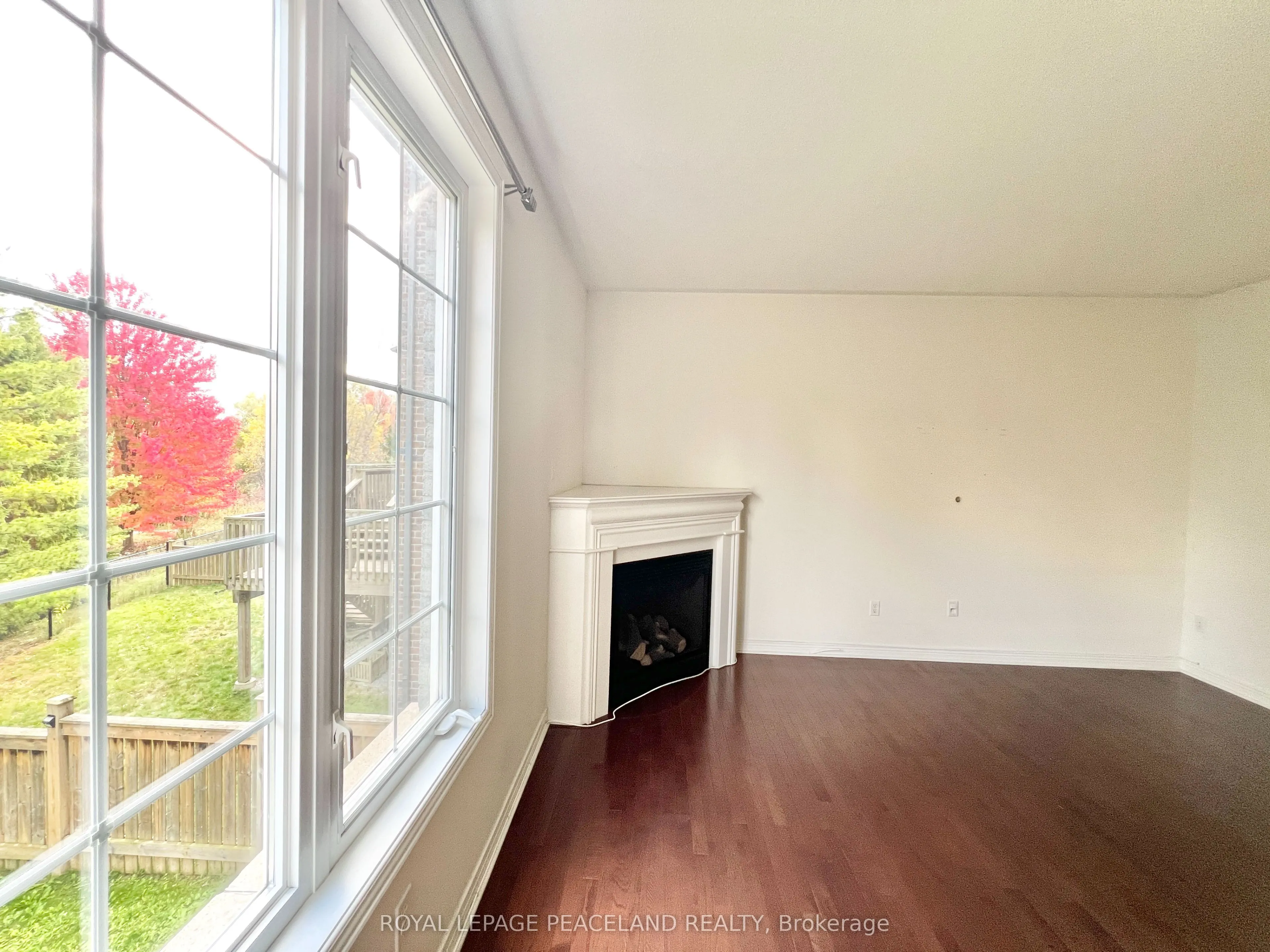 73 Castleglen Boulevard