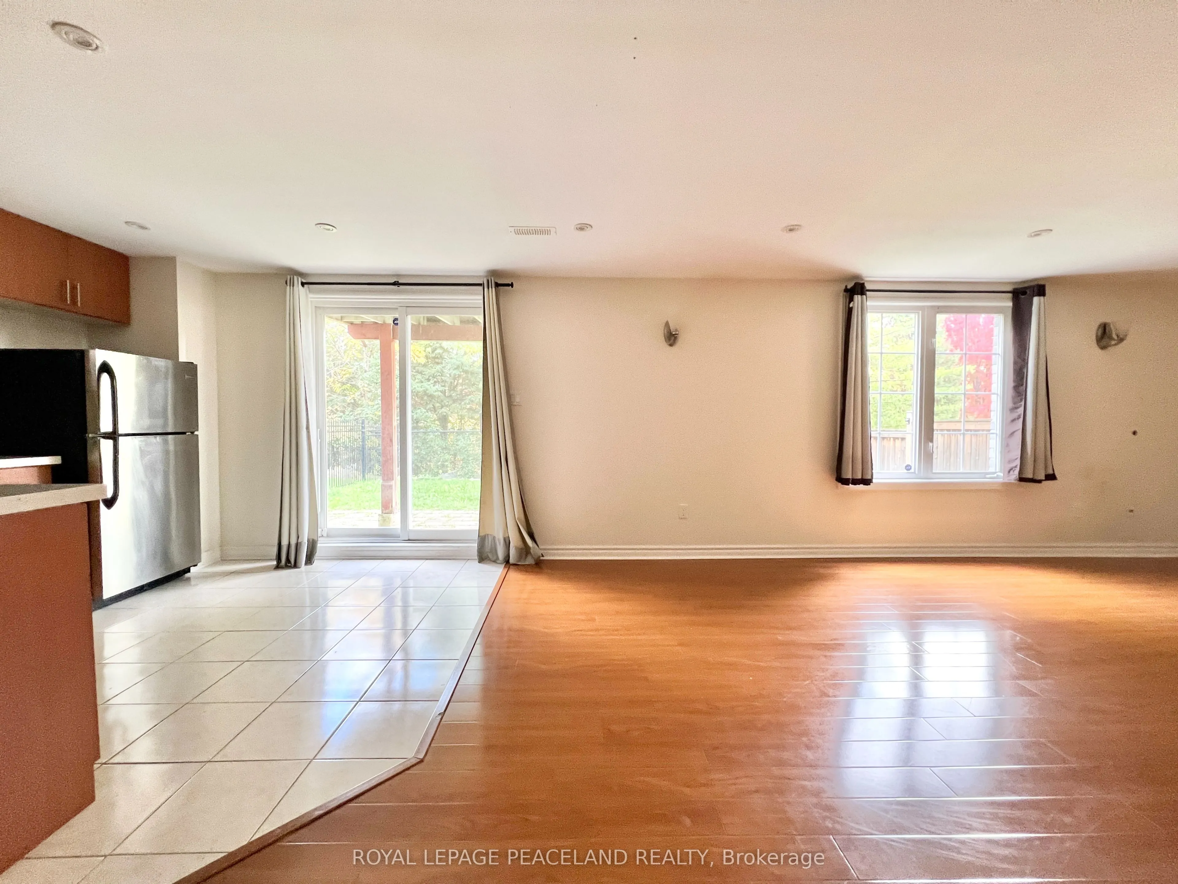 73 Castleglen Boulevard