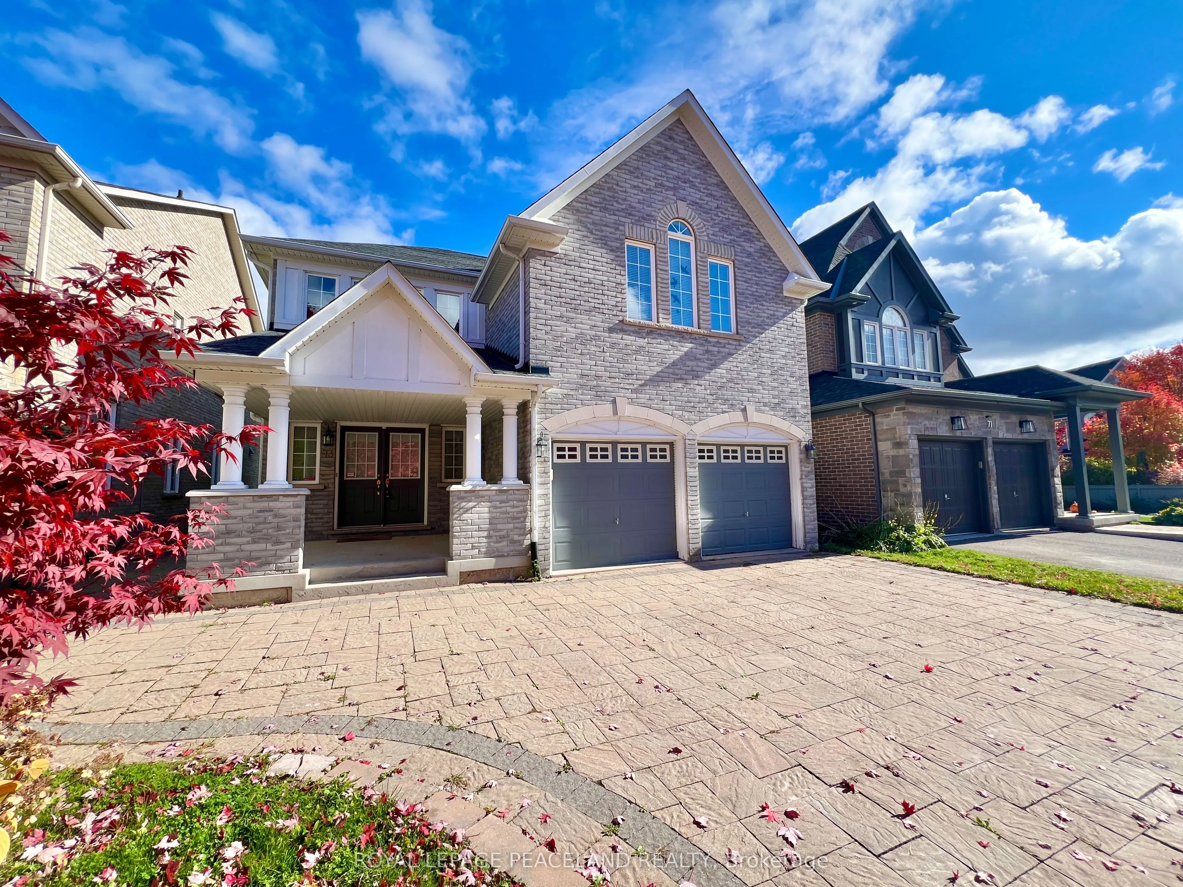 73 Castleglen Boulevard