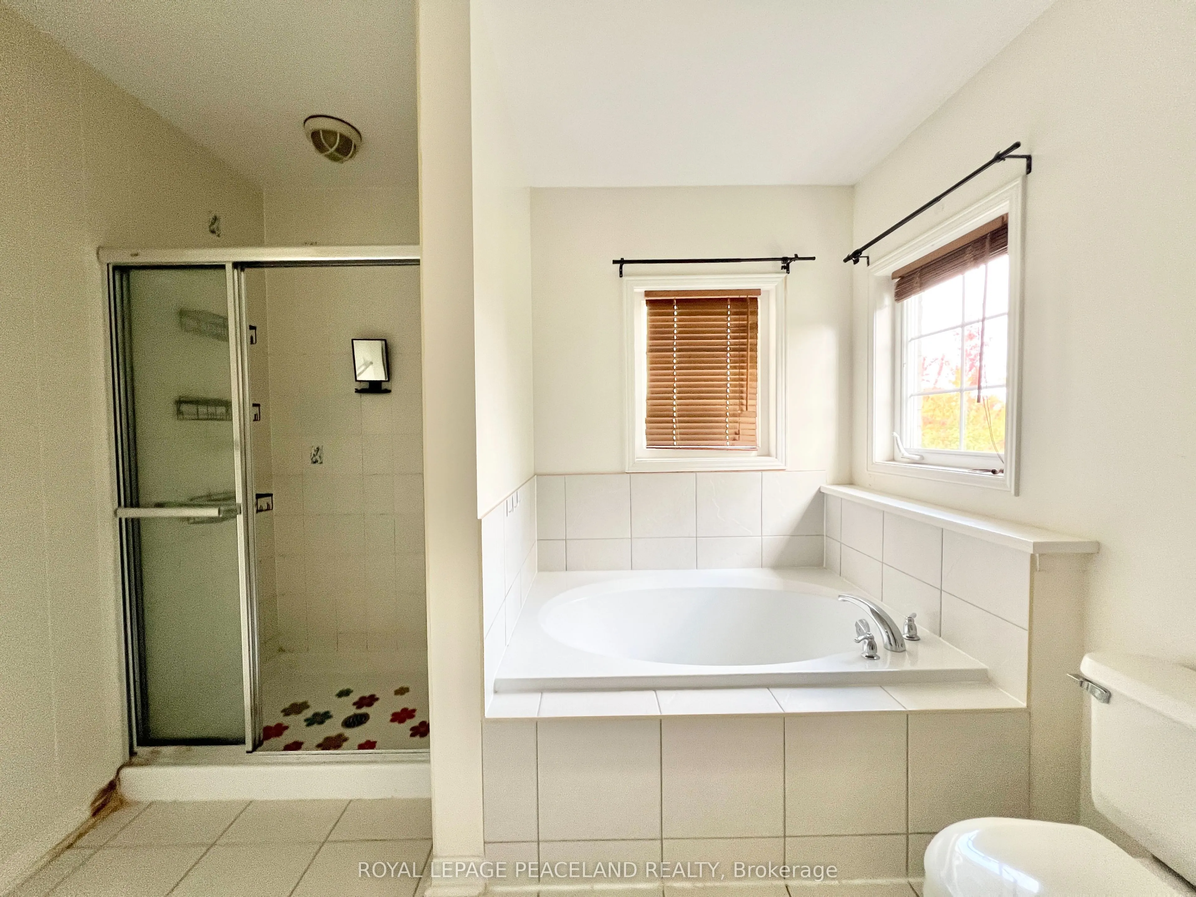 73 Castleglen Boulevard