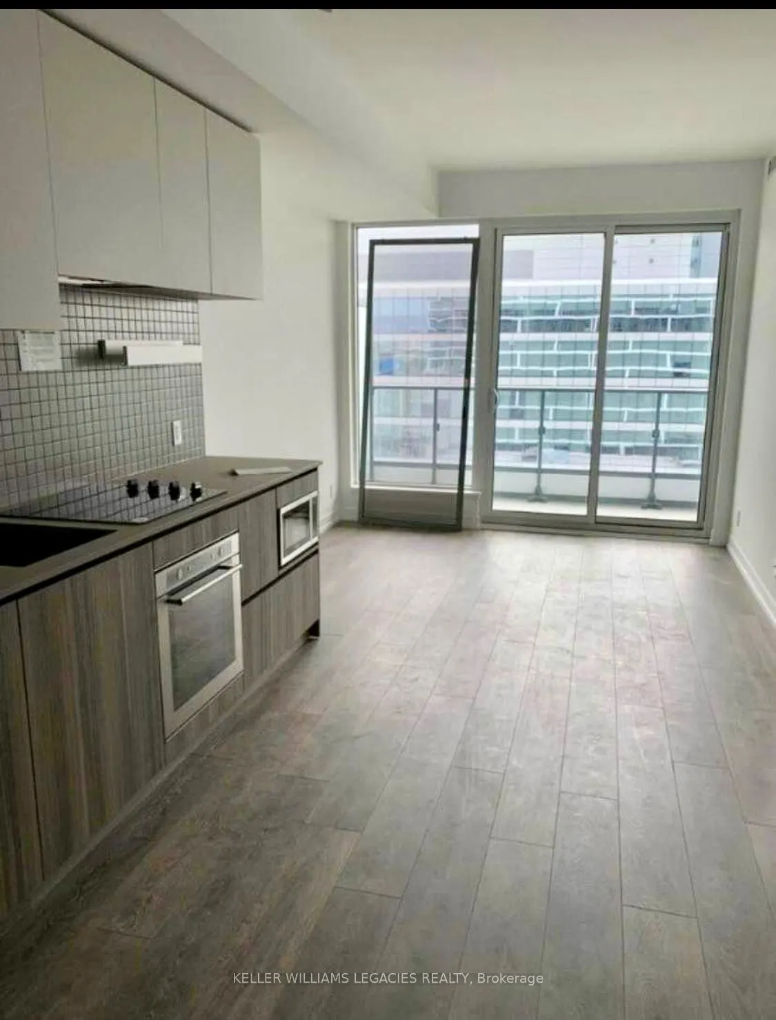 5 Buttermill Avenue, #1107