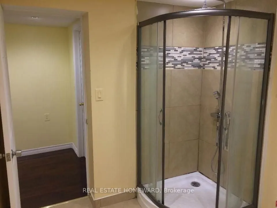 19 Kingston Road, #Bsmt.